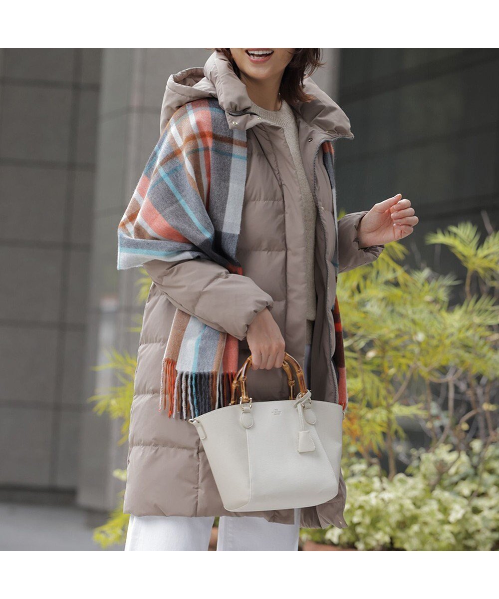 【ジェイ プレス/J.PRESS】の【洗える・2way】タフタダウン ロング丈 コート インテリア・キッズ・メンズ・レディースファッション・服の通販 founy(ファニー) 　ファッション　Fashion　レディースファッション　Fashion for Women　アウター　Coat / Outerwear Collection　コート・ロングコート・ピーコート　Long Coats, Peacoats & More　レディースジャケット・軽アウター　Jackets　洗える　Machine Washable　ジャケット　Jacket, Outerwear　スタンド　Stand Collar, Upright Stand　タフタ　Taffeta, Structured Fabric　ダウン　Down, Puffer　防寒　Cold Protection, Winter-Ready　ロング　Long, Long-Length　A/W・秋冬　Autumn/Winter　モカ系|ID: prp329100004719694 ipo3291000000035518962