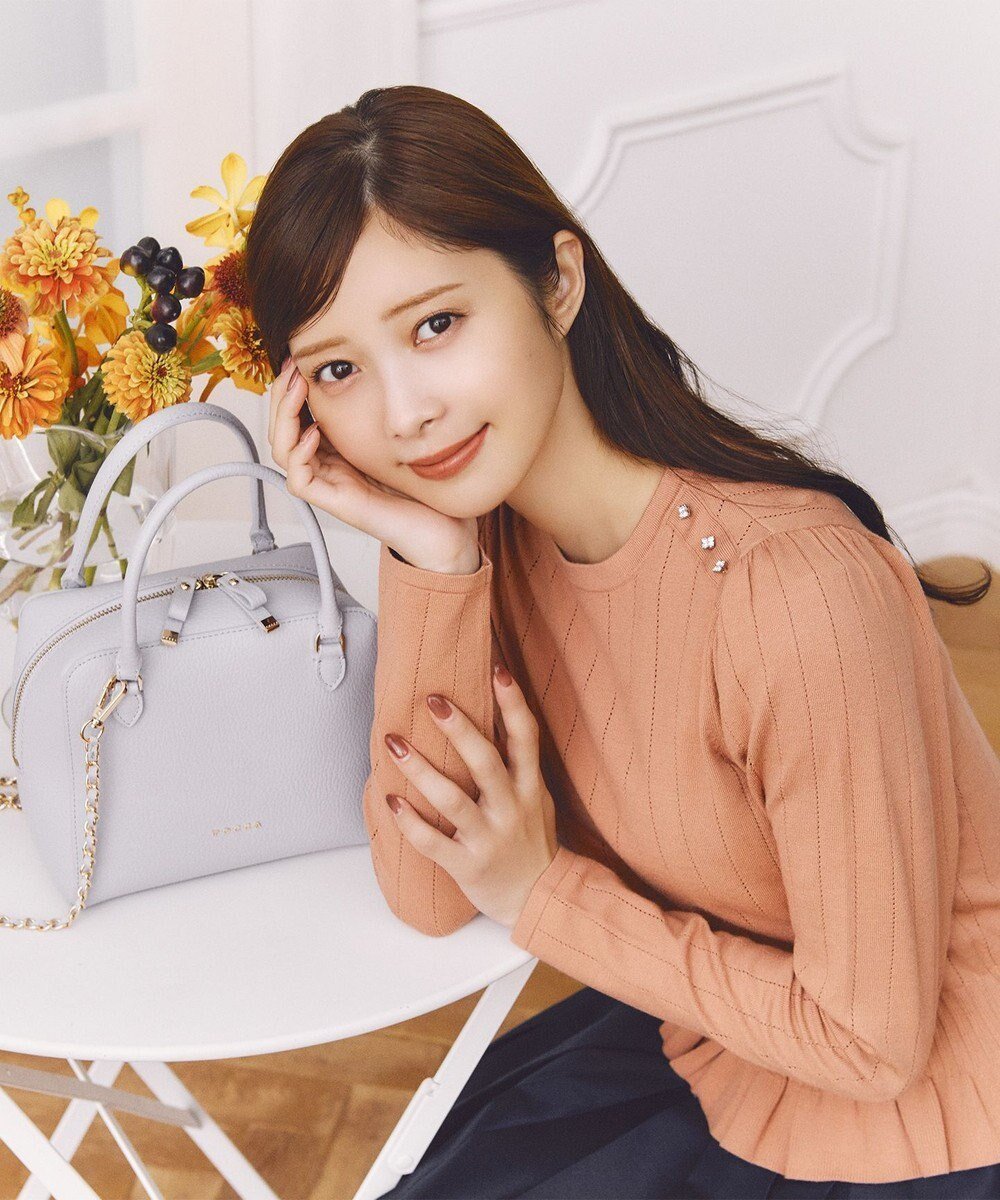 【トッカ/TOCCA】のIN ROMANCE ペプラム ニットプルオーバー インテリア・キッズ・メンズ・レディースファッション・服の通販 founy(ファニー) 　ファッション　Fashion　レディースファッション　Fashion for Women　トップス・カットソー　Cut & Sew Tops　ニット　Knit Tops & Sweaters　カジュアルプルオーバー・ニットトップス　Pullovers & Knit Tops / Casual Pullovers　2025年　2025　2025-2026秋冬・A/W　Autumn/Winter 2025–26 AW25–26　冬　Winter / This Winter　シルク　Silk, 100% Silk　ストライプ　Stripe, Striped Pattern　セーター　Sweater, Knitwear　ハイネック　High Neck, Mock Neck　ペプラム　Peplum, Flared Hem　エレガント 上品　Elegant　A/W・秋冬　Autumn/Winter　ピンク系|ID: prp329100004719727 ipo3291000000034567921