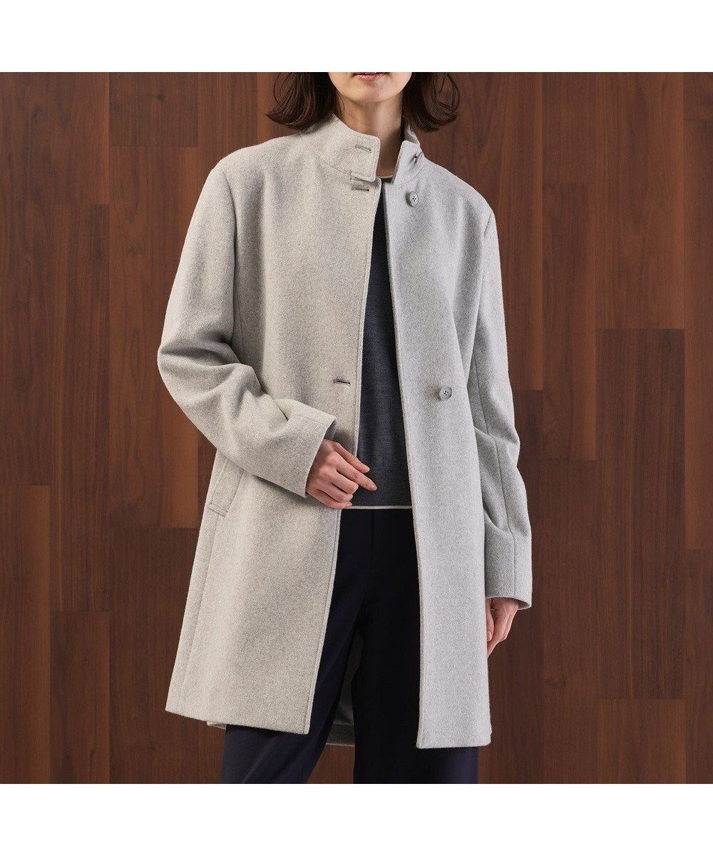 【ジェイ プレス/J.PRESS】のショートビーバー スタンドカラー コート インテリア・キッズ・メンズ・レディースファッション・服の通販 founy(ファニー) ファッション Fashion レディースファッション Fashion for Women アウター Coat / Outerwear Collection コート・ロングコート・ピーコート Long Coats, Peacoats & More レディースジャケット・軽アウター Jackets ショート Short, Short Length ジャケット Jacket, Outerwear スタンド Stand Collar, Upright Stand バランス Balance, Style Balance 防寒 Cold Protection, Winter-Ready 冬 Winter / This Winter A/W・秋冬 Autumn/Winter トップグレー系|ID: prp329100004720765 ipo3291000000034320146