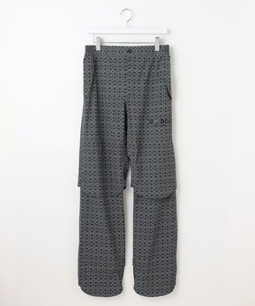【23区 ゴルフ/23区GOLF / MEN】の【MEN】モノグラム レインパンツ 2WAYストレッチ 透湿防水 防風 撥水 ポケッタブル 人気、トレンドファッション・服の通販 founy(ファニー) ファッション Fashion メンズファッション Fashion for Men ボトムス Bottoms 春 Spring コンパクト Compact, Small Size 軽量 Lightweight, Ultra Light シューズ Shoes, Footwear ストレッチ Stretch, Stretchy Fabric 定番 Standard, Basic Item 人気 Popular, Best Seller フロント Front, Front Design プリント Print, Printed Pattern ポケット Pocket, Pocket Detail ポンチョ Poncho, Cape Style ポーチ Pouch, Small Case ロング Long, Long-Length S/S・春夏 SS, Spring/Summer, Warm Season 夏 Summer ゴルフ Golf 2025年 2025 2025春夏・S/S Spring/Summer 2025 SS25 |ID:prp329100004721476