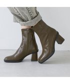 【モード エ ジャコモ/MODE ET JACOMO】のcarino スクエアトゥブロックヒールブーツ 人気、トレンドファッション・服の通販 founy(ファニー) ファッション Fashion レディースファッション Fashion for Women クール Cool, Chic ショート Short, Short Length シンプル Simple, Minimal スタイリッシュ Stylish, Fashionable フェミニン Feminine, Girly ミドル Middle Length, Mid Height エレガント 上品 Elegant A/W・秋冬 Autumn/Winter thumbnail カーキ|ID: prp329100004722786 ipo3291000000034134332