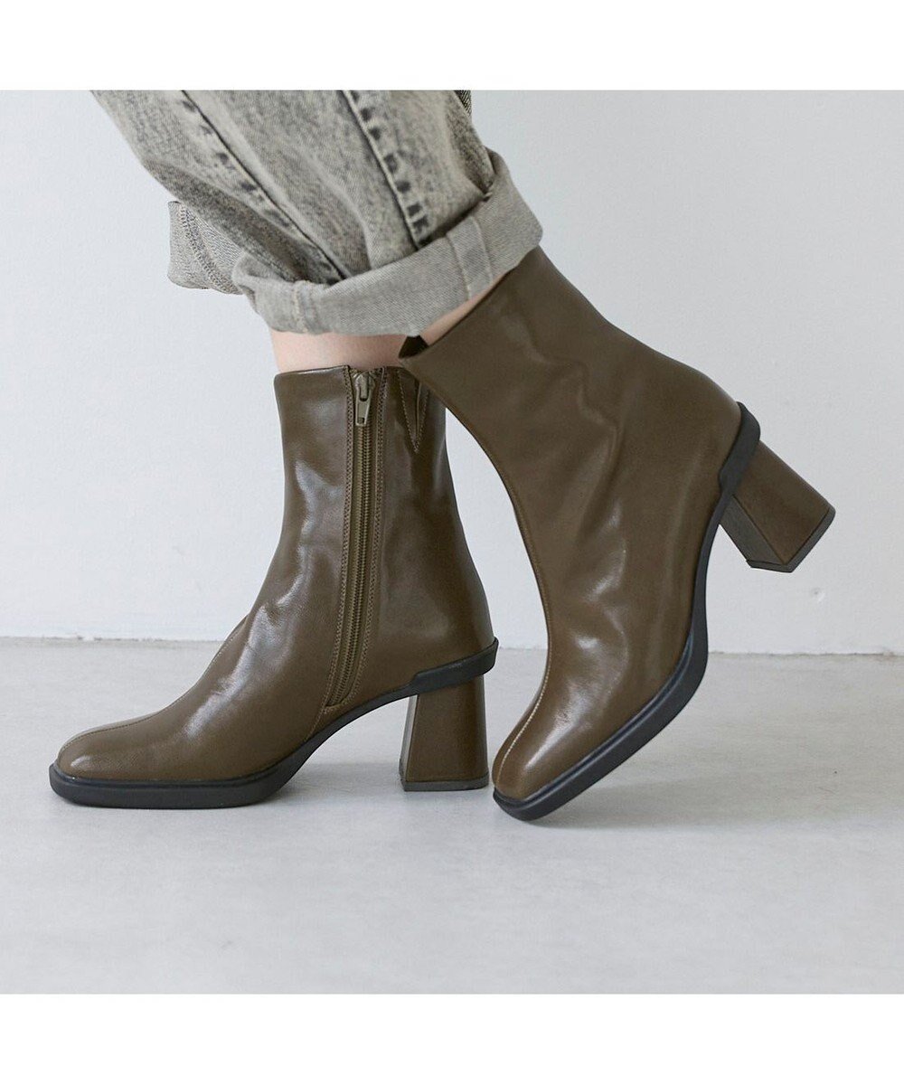 【モード エ ジャコモ/MODE ET JACOMO】のcarino スクエアトゥブロックヒールブーツ インテリア・キッズ・メンズ・レディースファッション・服の通販 founy(ファニー) ファッション Fashion レディースファッション Fashion for Women クール Cool, Chic ショート Short, Short Length シンプル Simple, Minimal スタイリッシュ Stylish, Fashionable フェミニン Feminine, Girly ミドル Middle Length, Mid Height エレガント 上品 Elegant A/W・秋冬 Autumn/Winter カーキ|ID: prp329100004722786 ipo3291000000034134332