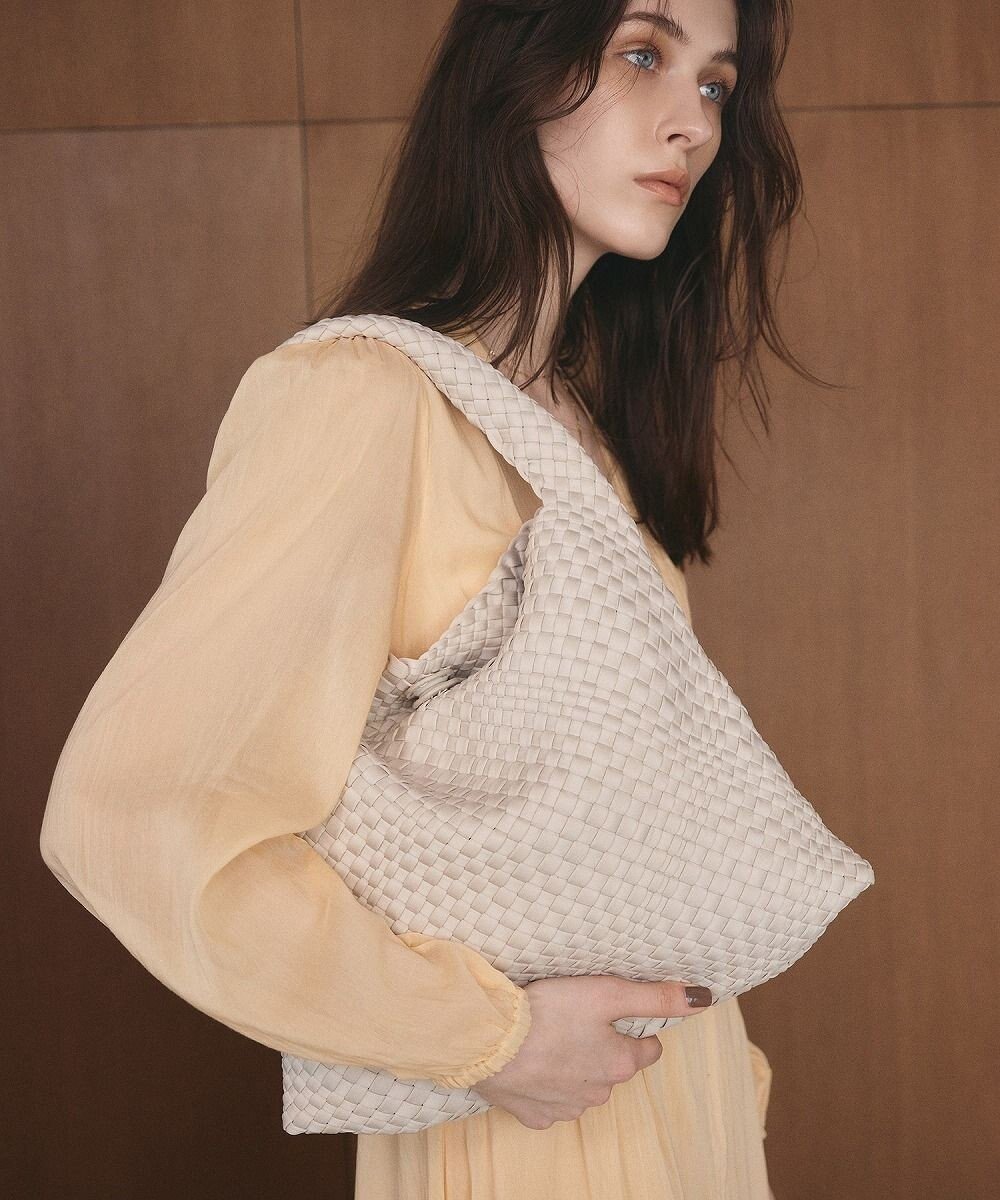 【トプカピ/TOPKAPI】の【TREASURE TOPKAPI】ネオプレン イントレチャート ワンハンドル ショルダー バッグ インテリア・キッズ・メンズ・レディースファッション・服の通販 founy(ファニー) 　ファッション　Fashion　レディースファッション　Fashion for Women　バッグ　Bags　ショルダー　Shoulder, Shoulder Strap　財布　Wallet, Purse　手編み　Hand-Knitted, Handmade Knit　ハンカチ　Handkerchief, Hanky　ポーチ　Pouch, Small Case　エレガント 上品　Elegant　ビジネス 仕事 通勤　Business / Work / Commuting　オフ|ID: prp329100004722825 ipo3291000000034134463