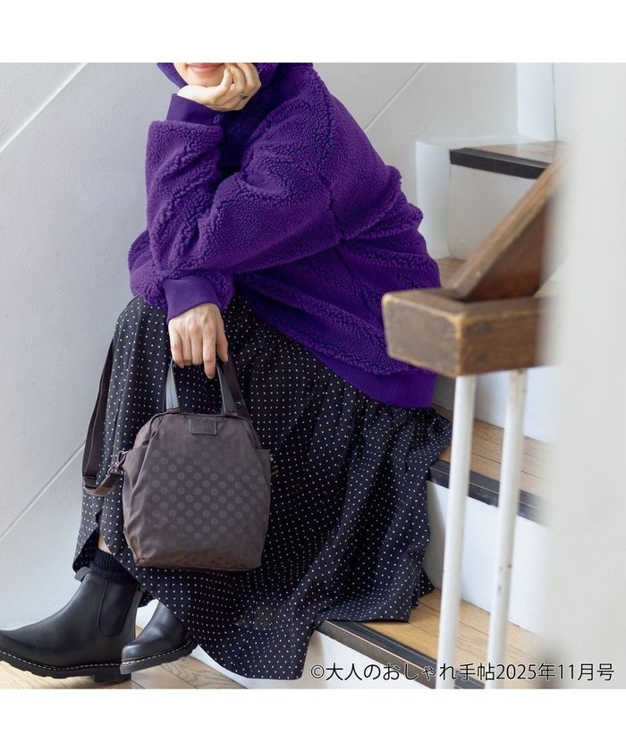 【イザック/Y'SACCS】の【大人のおしゃれ手帖10月号掲載】市川実和子×Y SACCS ドットミニボストン インテリア・キッズ・メンズ・レディースファッション・服の通販 founy(ファニー) https://founy.com/ 雑誌掲載アイテム Magazine Picks & Fashion Features ファッション雑誌 Fashion Magazines オトナノオシャレテチョウ 大人のおしゃれ手帖 ファッション Fashion レディースファッション Fashion for Women 10月号 October Issue 11月号 November Issue ジャカード/ジャガード Jacquard, Woven Pattern スマート Smart, Elegant 財布 Wallet, Purse 雑誌 Magazine, Fashion Magazine ドット Polka Dot, Dot Pattern ボストン Boston ポケット Pocket, Pocket Detail マグネット Magnet, Magnetic Closure ライニング Inner Lining, Inner Fabric, Lined |ID: prp329100004724986 ipo3291000000034143452