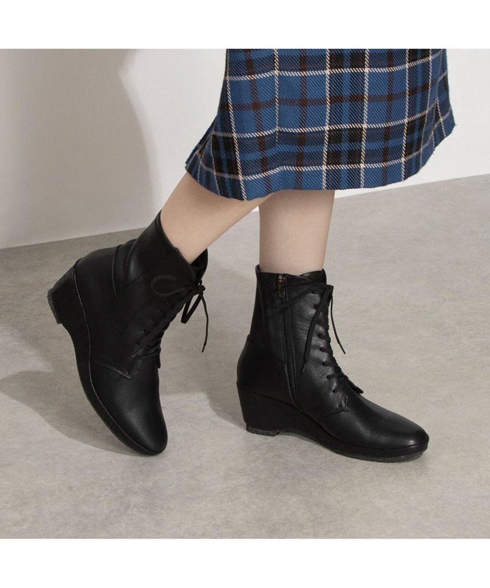 【モード エ ジャコモ/MODE ET JACOMO】のD ICI ウェッジソールレースアップブーツ インテリア・キッズ・メンズ・レディースファッション・服の通販 founy(ファニー) 　ファッション　Fashion　レディースファッション　Fashion for Women　ウェッジ　Wedge Heels　軽量　Lightweight, Ultra Light　ショート　Short, Short Length　シンプル　Simple, Minimal　ストレッチ　Stretch, Stretchy Fabric　フィット　Fit, Slim Fit　フォルム　Silhouette, Form　プラット　Platform, Platform Shoes　ミドル　Middle Length, Mid Height　A/W・秋冬　Autumn/Winter　日本製　Made In Japan　エレガント 上品　Elegant　ビジネス 仕事 通勤　Business / Work / Commuting　ブラック|ID: prp329100004725019 ipo3291000000034143574