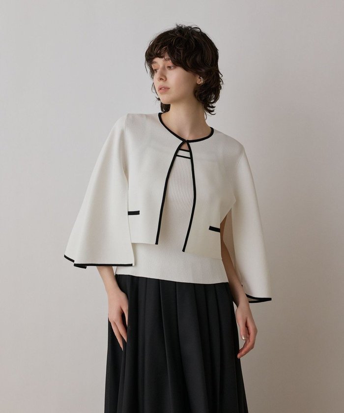 【グレース コンチネンタル/GRACE CONTINENTAL】のバイカラースリットニットカーディガン インテリア・キッズ・メンズ・レディースファッション・服の通販 founy(ファニー) https://founy.com/ ファッション Fashion レディースファッション Fashion for Women トップス・カットソー Cut & Sew Tops ニット Knit Tops & Sweaters カーディガン・羽織り Layered Style Cardigans アンサンブル Ensemble Set 春 Spring カーディガン Cardigan, Knitwear クラシカル Classical, Vintage-Inspired スリット Slit, Slit Detail スリーブ Sleeve, Long Sleeve / Short Sleeve タンク Tank Top, Sleeveless Top トリミング Trimming, Decorative Edge バランス Balance, Style Balance ミラノリブ Milano Rib, Milano Stitch S/S・春夏 SS, Spring/Summer, Warm Season おすすめ Recommended / Our Picks 夏 Summer セレモニー Ceremony |ID: prp329100004725222 ipo3291000000034628569