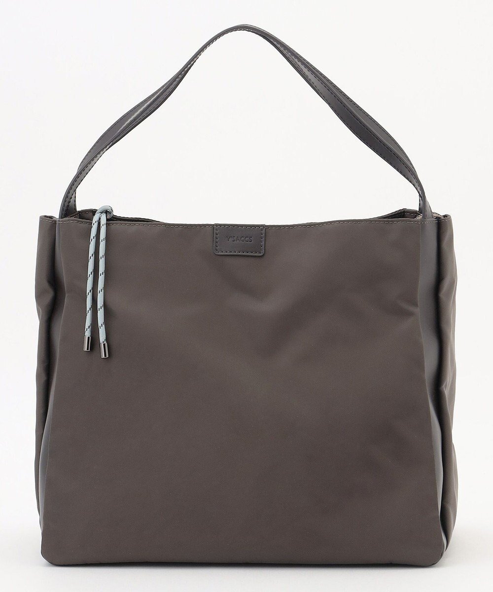 【イザック/Y'SACCS】の【大人のおしゃれ手帖10月号掲載】市川実和子×Y SACCS ナイロンすっきりトート インテリア・キッズ・メンズ・レディースファッション・服の通販 founy(ファニー) 雑誌掲載アイテム Magazine Picks & Fashion Features ファッション雑誌 Fashion Magazines オトナノオシャレテチョウ 大人のおしゃれ手帖 ファッション Fashion レディースファッション Fashion for Women バッグ Bags コラボ Collaboration, Collab 10月号 October Issue 11月号 November Issue スクエア Square, Square Shape スマート Smart, Elegant 雑誌 Magazine, Fashion Magazine 人気 Popular, Best Seller ポケット Pocket, Pocket Detail マグネット Magnet, Magnetic Closure ワンポイント One Point, Statement Accent ビジネス 仕事 通勤 Business / Work / Commuting ダークグレー|ID: prp329100004725260 ipo3291000000035851052