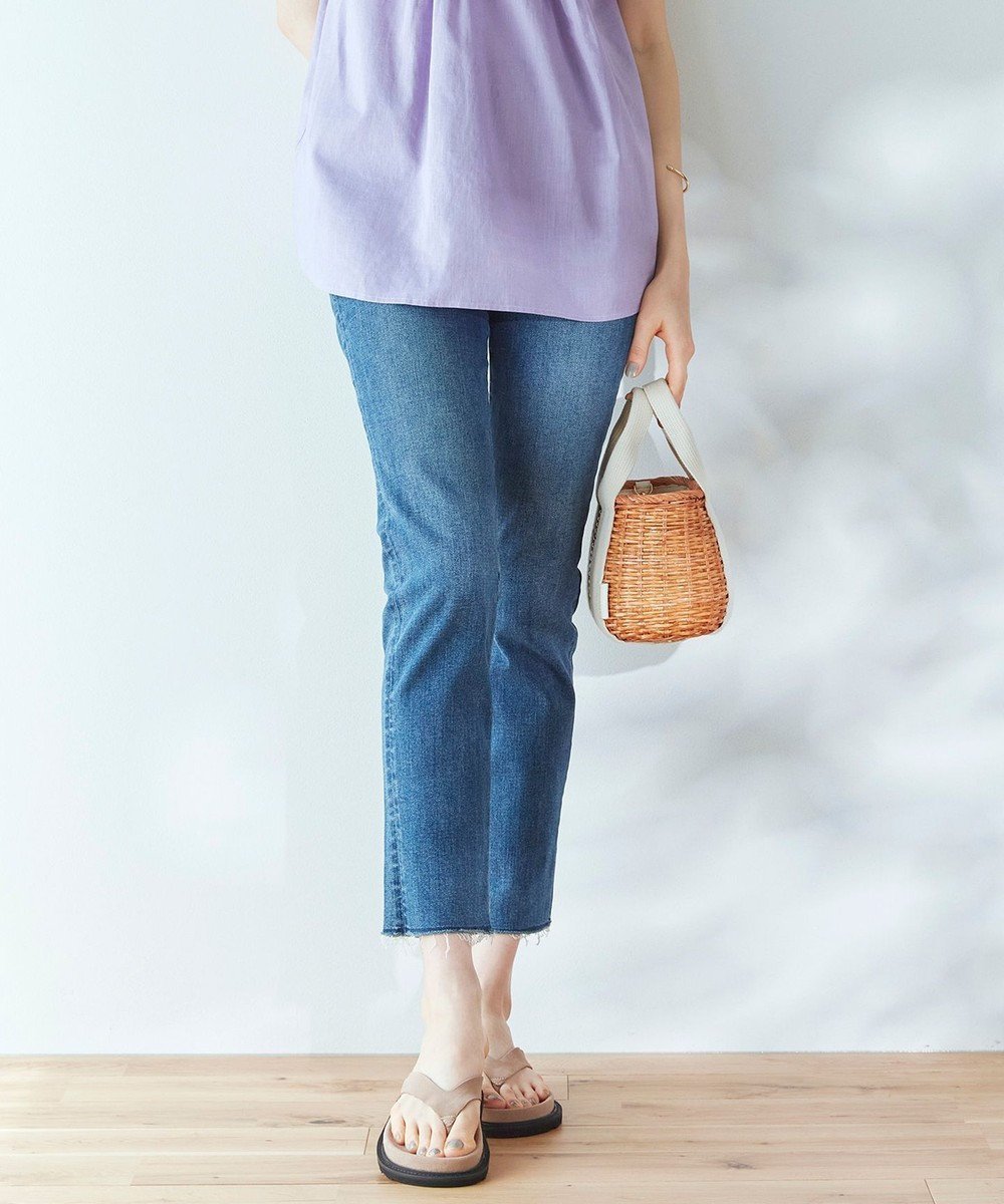【23区/NIJYUSANKU】の【SLOW/洗える】SLOW DENIM タイトストレート デニム インテリア・キッズ・メンズ・レディースファッション・服の通販 founy(ファニー) 　ファッション　Fashion　レディースファッション　Fashion for Women　パンツ　Pants & Trousers　デニムパンツ・ジーンズ・美脚デニム　Denim Jeans & Pants　アンクル　Ankle-Length Design　ヴィンテージ　Vintage Style　春　Spring　洗える　Machine Washable　カットオフ　Cut-Off Design　コンパクト　Compact, Small Size　ストレッチ　Stretch, Stretchy Fabric　ストレート　Straight, Straight Cut　チュニック　Tunic, Long Top　デニム　Denim, Jeans Material　定番　Standard, Basic Item　フィット　Fit, Slim Fit　フリンジ　Fringe, Tassel　S/S・春夏　SS, Spring/Summer, Warm Season　夏　Summer　ダルブルー系|ID: prp329100004725262 ipo3291000000034145052