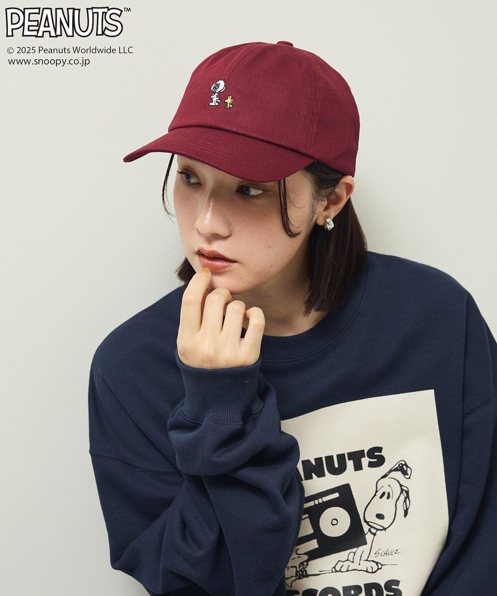 【グリーンパークス/Green Parks】のPEANUTS スヌーピーミニ刺繍キャップ インテリア・キッズ・メンズ・レディースファッション・服の通販 founy(ファニー) 　ファッション　Fashion　レディースファッション　Fashion for Women　キャップ&ハット　Hats & Caps　おすすめ　Recommended / Our Picks　キャップ　Cap, Baseball Cap　シンプル　Simple, Minimal　フロント　Front, Front Design　ワンポイント　One Point, Statement Accent　帽子　Hat, Headwear　Bordeaux|ID: prp329100004725278 ipo3291000000034145118