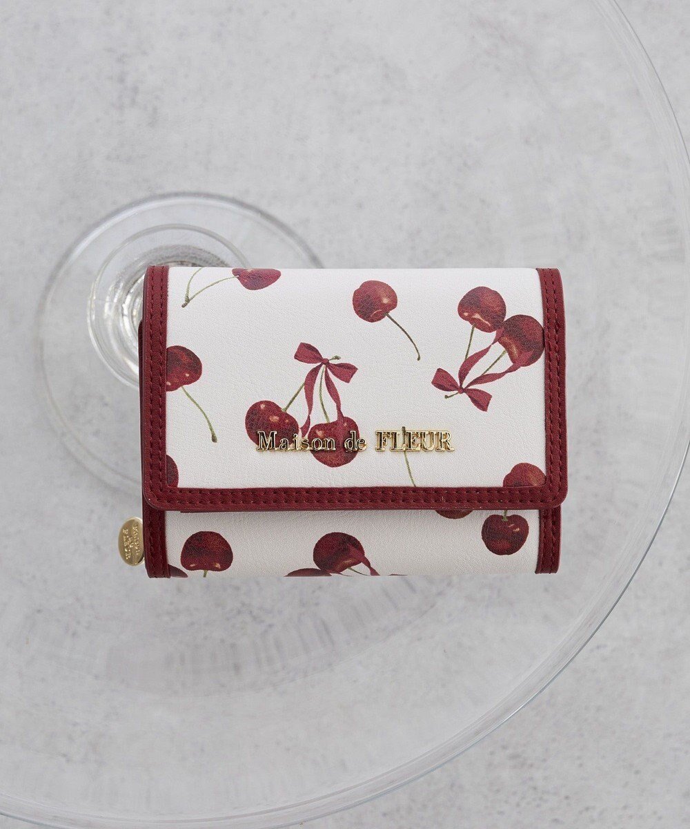 【メゾンドフルール/Maison de FLEUR】のチェリー柄ウォレット 人気、トレンドファッション・服の通販 founy(ファニー) ファッション Fashion レディースファッション Fashion for Women ミニ財布・二つ折り財布 Wallets & Card Cases アメリカン American Style ウォレット Wallet コイン Coin, Coin Design コンパクト Compact, Small Size チェリー Cherry, Cherry Pattern ポケット Pocket, Pocket Detail リボン Ribbon, Bow 財布 Wallet, Purse other-1|ID: prp329100004725317 ipo3291000000034355536