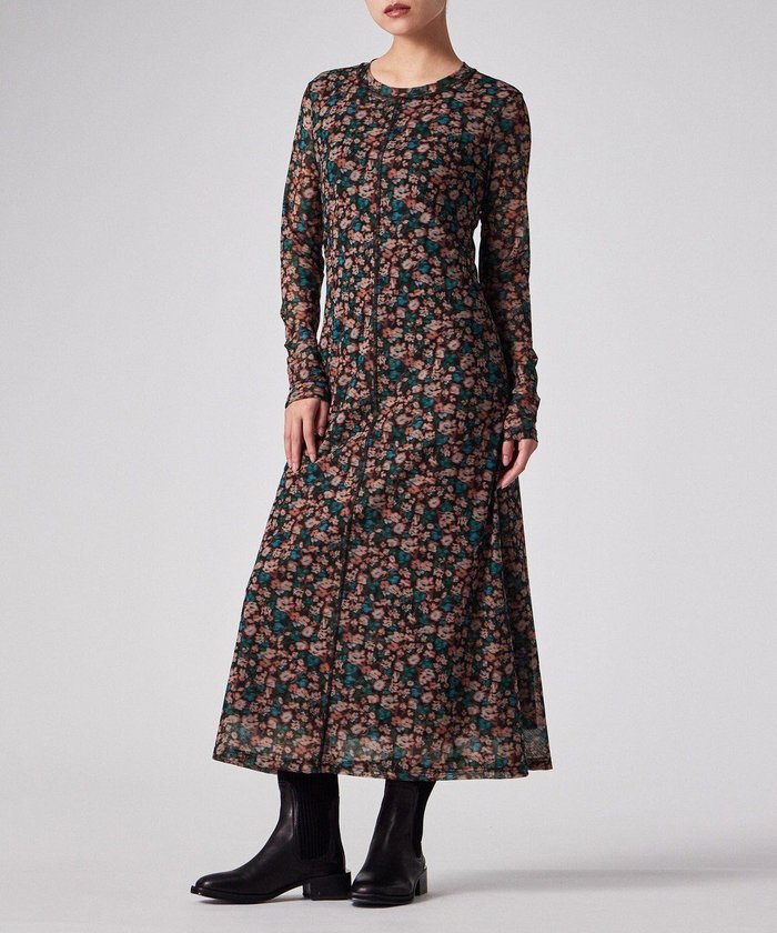 【ポール スミス/Paul Smith】の【洗える】Tea Floral フィットシルエット ワンピース インテリア・キッズ・メンズ・レディースファッション・服の通販 founy(ファニー) https://founy.com/ ファッション Fashion レディースファッション Fashion for Women ワンピース Dresses おすすめ Recommended / Our Picks インナー Innerwear カーディガン Cardigan, Knitwear クラシック Classic, Timeless Style ジャケット Jacket, Outerwear デニム Denim, Jeans Material トレンド Trend, Trending Now フィット Fit, Slim Fit ワイド Wide, Wide Fit エレガント 上品 Elegant 夏 Summer S/S・春夏 SS, Spring/Summer, Warm Season 洗える Machine Washable A/W・秋冬 Autumn/Winter 長袖 Long Sleeve, Full Sleeve |ID: prp329100004725330 ipo3291000000034465954