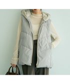 【イェッカ ヴェッカ/YECCA VECCA】の中綿フーディージレ 人気、トレンドファッション・服の通販 founy(ファニー) ファッション Fashion レディースファッション Fashion for Women アウター Coat / Outerwear Collection トップス・カットソー Cut & Sew Tops ベスト&ジレ / 重ね着スタイル Vests & Gilets トレンド Trend, Trending Now フィット Fit, Slim Fit フェイクファー Faux Fur, Imitation Fur ベスト Vest, Waistcoat ポケット Pocket, Pocket Detail ロング Long, Long-Length A/W・秋冬 Autumn/Winter thumbnail Gray Beige|ID: prp329100004725354 ipo3291000000034145498