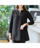 【ティアクラッセ/Tiaclasse】の【ダブルストレッチ・洗える】スキッパーパールチュニックブラウス 人気、トレンドファッション・服の通販 founy(ファニー) ファッション Fashion レディースファッション Fashion for Women トップス・カットソー Cut & Sew Tops シャツ・ブラウス・オフィスカジュアル Elegant Blouses & Button-Ups ウォッシャブル Machine Washable 春 Spring 洗える Machine Washable 秋 Autumn シンプル Simple, Minimal スキッパー Skipper, Open Collar ストレッチ Stretch, Stretchy Fabric スリット Slit, Slit Detail セットアップ Set-Up, Coordinated Outfit ダブル Double, Double-Breasted チュニック Tunic, Long Top 長袖 Long Sleeve, Full Sleeve パール Pearl, Pearl Accent フォーマル Formal, Dressy フレア Flare, Flared ポケット Pocket, Pocket Detail ロング Long, Long-Length 冬 Winter / This Winter S/S・春夏 SS, Spring/Summer, Warm Season おすすめ Recommended / Our Picks 夏 Summer エレガント 上品 Elegant 入学式 Entrance Ceremony 卒業式 Graduation Ceremony ビジネス 仕事 通勤 Business / Work / Commuting thumbnail ブラック|ID: prp329100004727723 ipo3291000000034155501