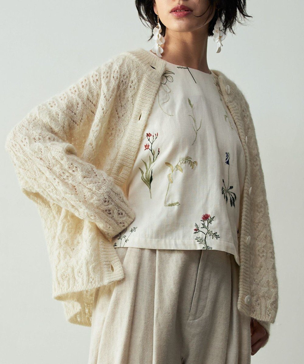 【ムーク/muuc】のアルパカモヘヤ模様編みカーディガン インテリア・キッズ・メンズ・レディースファッション・服の通販 founy(ファニー) ファッション Fashion レディースファッション Fashion for Women トップス・カットソー Cut & Sew Tops カーディガン・羽織り Layered Style Cardigans カーディガン Cardigan, Knitwear デニム Denim, Jeans Material なめらか Smooth, Silky Texture バランス Balance, Style Balance ワイド Wide, Wide Fit 冬 Winter / This Winter A/W・秋冬 Autumn/Winter エレガント 上品 Elegant ビジネス 仕事 通勤 Business / Work / Commuting ホワイト|ID: prp329100004727726 ipo3291000000034155552