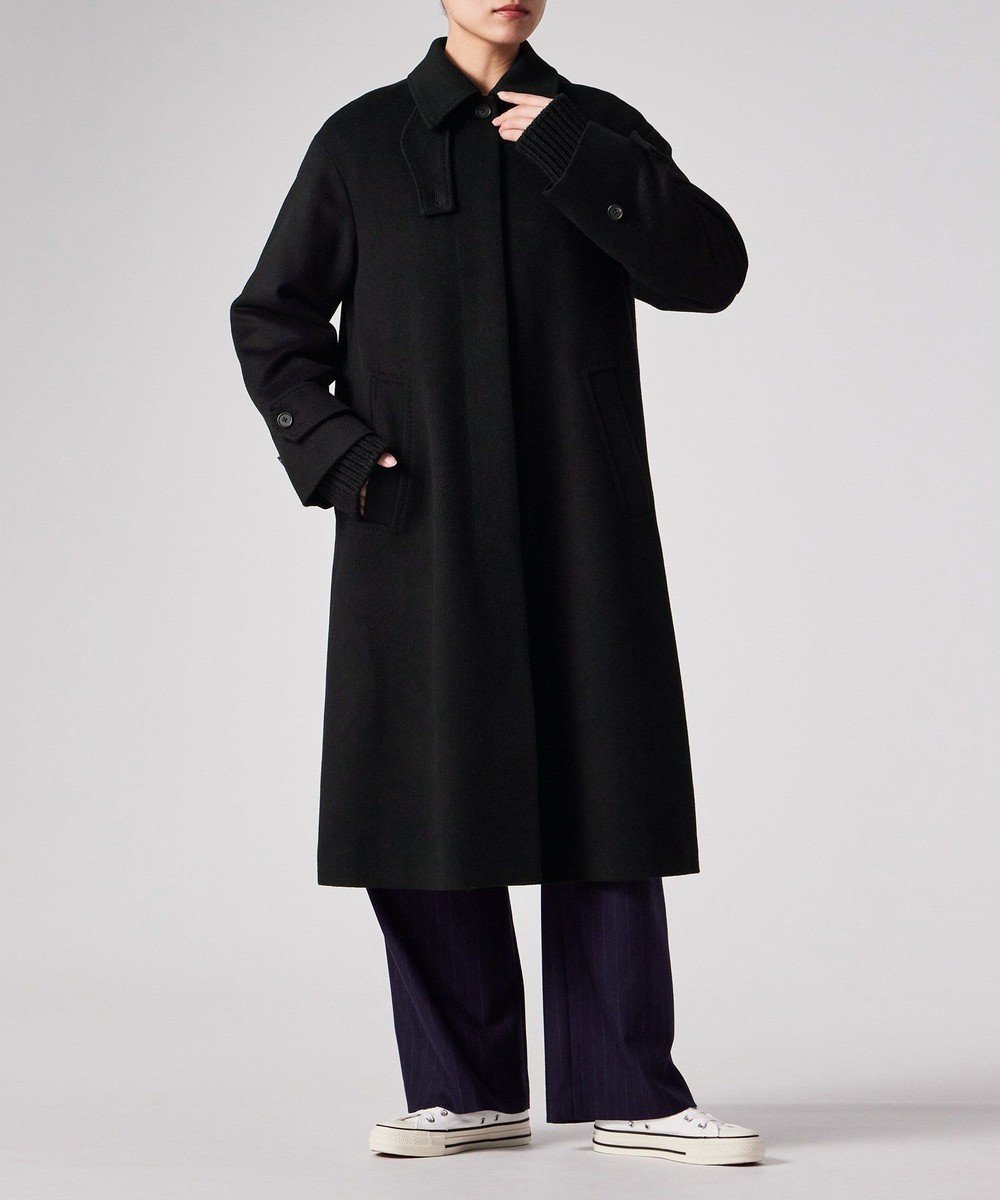 【ポール スミス/Paul Smith】のField Flowers ステンカラーコート インテリア・キッズ・メンズ・レディースファッション・服の通販 founy(ファニー) 　ファッション　Fashion　レディースファッション　Fashion for Women　アウター　Coat / Outerwear Collection　コート・ロングコート・ピーコート　Long Coats, Peacoats & More　レディースジャケット・軽アウター　Jackets　ジャケット　Jacket, Outerwear　トレンド　Trend, Trending Now　フェミニン　Feminine, Girly　プリント　Print, Printed Pattern　ラグジュアリー　Luxury, Elegant　ワイド　Wide, Wide Fit　エレガント 上品　Elegant　夏　Summer　S/S・春夏　SS, Spring/Summer, Warm Season　A/W・秋冬　Autumn/Winter　ブラック|ID: prp329100004727771 ipo3291000000035794411