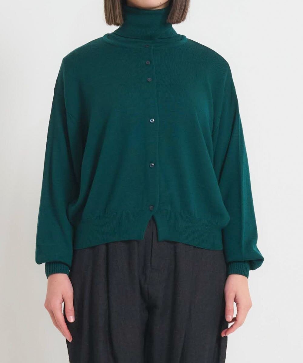 【ムーク/muuc】の〈極上メリノウール〉丸襟カーディガン〈ゆったり体型を選ばない〉〈アンサンブル可能〉〈袖の透かし編み〉 インテリア・キッズ・メンズ・レディースファッション・服の通販 founy(ファニー) 　ファッション　Fashion　レディースファッション　Fashion for Women　トップス・カットソー　Cut & Sew Tops　カーディガン・羽織り　Layered Style Cardigans　アンサンブルニット　Knit Ensembles & Twin Sets　アンサンブル　Ensemble Set　イタリア　Italy　エレガント 上品　Elegant　カーディガン　Cardigan, Knitwear　クラシカル　Classical, Vintage-Inspired　シンプル　Simple, Minimal　透かし　Cut-Out, Lacework　タートル　Turtleneck, Turtle Collar　なめらか　Smooth, Silky Texture　パターン　Pattern, Design Print　ベーシック　Basic, Essential　リラックス　Relax, Relaxed Fit　A/W・秋冬　Autumn/Winter　S/S・春夏　SS, Spring/Summer, Warm Season　おすすめ　Recommended / Our Picks　夏　Summer　グリーン|ID: prp329100004727871 ipo3291000000035798473