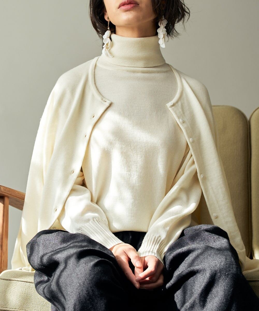 【ムーク/muuc】のエクストラファインメリノ・ベーシックタートルネックプルオーバー 人気、トレンドファッション・服の通販 founy(ファニー) ファッション Fashion レディースファッション Fashion for Women トップス・カットソー Cut & Sew Tops ニット Knit Tops & Sweaters カジュアルプルオーバー・ニットトップス Pullovers & Knit Tops / Casual Pullovers タートルネック・ハイネックトップス Turtlenecks & High-Neck Tops アンサンブル Ensemble Set イタリア Italy エレガント 上品 Elegant 洗える Machine Washable カーディガン Cardigan, Knitwear シンプル Simple, Minimal セーター Sweater, Knitwear 透かし Cut-Out, Lacework タートル Turtleneck, Turtle Collar なめらか Smooth, Silky Texture フェミニン Feminine, Girly ベーシック Basic, Essential リラックス Relax, Relaxed Fit A/W・秋冬 Autumn/Winter 再入荷 Restock / Back in Stock other-1|ID: prp329100004727879 ipo3291000000034465891