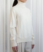 【ムーク/muuc】の〈極上メリノウール〉ベーシックタートルネックプルオーバー〈肌に優しいニット〉〈アンサンブル可能〉〈袖の透かし編み〉 人気、トレンドファッション・服の通販 founy(ファニー) ファッション Fashion レディースファッション Fashion for Women トップス・カットソー Cut & Sew Tops ニット Knit Tops & Sweaters アンサンブルニット Knit Ensembles & Twin Sets カジュアルプルオーバー・ニットトップス Pullovers & Knit Tops / Casual Pullovers タートルネック・ハイネックトップス Turtlenecks & High-Neck Tops アンサンブル Ensemble Set イタリア Italy エレガント 上品 Elegant 洗える Machine Washable カーディガン Cardigan, Knitwear シンプル Simple, Minimal セーター Sweater, Knitwear 透かし Cut-Out, Lacework タートル Turtleneck, Turtle Collar なめらか Smooth, Silky Texture フェミニン Feminine, Girly ベーシック Basic, Essential リラックス Relax, Relaxed Fit A/W・秋冬 Autumn/Winter 再入荷 Restock / Back in Stock thumbnail ホワイト|ID: prp329100004727879 ipo3291000000035511394