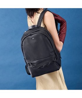 【ペレボルサ/PELLE BORSA】のデイパック Bloom ブルーム 5833 人気、トレンドファッション・服の通販 founy(ファニー) ファッション Fashion レディースファッション Fashion for Women バッグ Bags 傘 Umbrella, Parasol ショルダー Shoulder, Shoulder Strap スマート Smart, Elegant 財布 Wallet, Purse デイパック Daypack, Casual Backpack ポケット Pocket, Pocket Detail メッシュ Mesh, Net Fabric リュック Backpack, Rucksack ループ Loop, Loop Knit おすすめ Recommended / Our Picks エレガント 上品 Elegant ビジネス 仕事 通勤 Business / Work / Commuting |ID:prp329100004729927