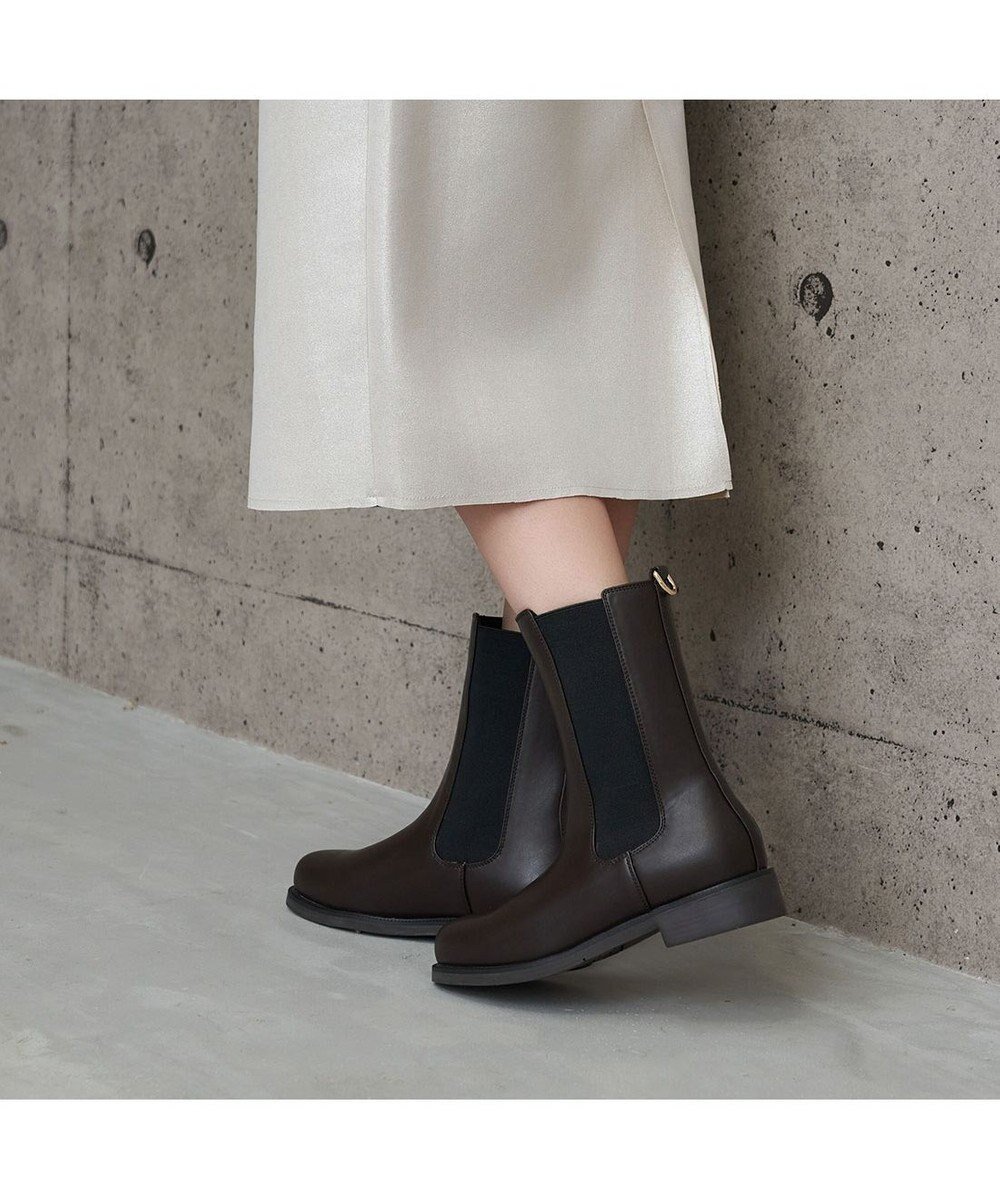 【モード エ ジャコモ/MODE ET JACOMO】の【レイン対応】サイドゴアショートブーツ インテリア・キッズ・メンズ・レディースファッション・服の通販 founy(ファニー) ファッション Fashion レディースファッション Fashion for Women おすすめ Recommended / Our Picks クール Cool, Chic シューズ Shoes, Footwear シンプル Simple, Minimal スタイリッシュ Stylish, Fashionable トレンド Trend, Trending Now ビジネス 仕事 通勤 Business / Work / Commuting フェミニン Feminine, Girly フラット Flat, Flat Shoes ベーシック Basic, Essential レイン Rain, Rainproof エレガント 上品 Elegant 人気 Popular, Best Seller 定番 Standard, Basic Item A/W・秋冬 Autumn/Winter ダークブラウン|ID: prp329100004729973 ipo3291000000034169177