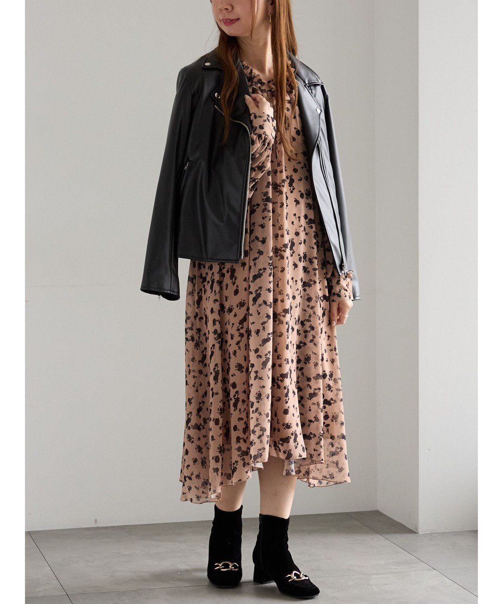 【テチチ/Te chichi】のフラワーシフォンフリルネックドレス インテリア・キッズ・メンズ・レディースファッション・服の通販 founy(ファニー) ファッション Fashion レディースファッション Fashion for Women ワンピース Dresses フォーマル・パーティードレス・結婚式用ドレス Elegant & Casual Dresses シャーリング Shirring, Ruched ドレス Dress, One-Piece ドレープ Drape, Draping Fabric ビッグ Big, Oversized フェミニン Feminine, Girly フリル Frill, Ruffle エレガント 上品 Elegant 夏 Summer S/S・春夏 SS, Spring/Summer, Warm Season A/W・秋冬 Autumn/Winter ベージュ|ID: prp329100004729975 ipo3291000000034169184