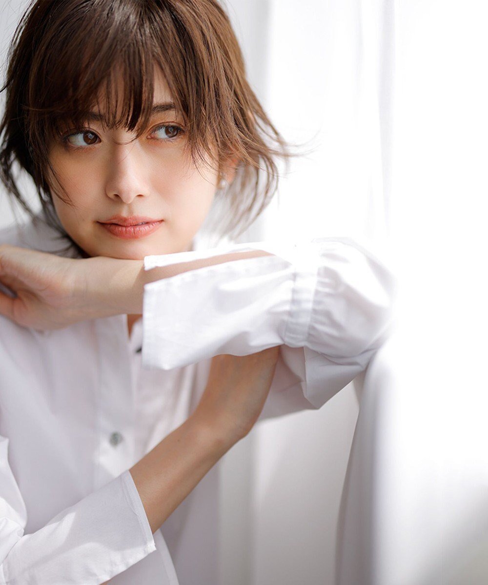 【組曲/KUMIKYOKU】のコンパクトシャーティング フレア袖シャツ 人気、トレンドファッション・服の通販 founy(ファニー) ファッション Fashion レディースファッション Fashion for Women トップス・カットソー Cut & Sew Tops シャツ・ブラウス・オフィスカジュアル Elegant Blouses & Button-Ups 秋 Autumn コンパクト Compact, Small Size シンプル Simple, Minimal スリット Slit, Slit Detail トレンド Trend, Trending Now フリル Frill, Ruffle フレア Flare, Flared A/W・秋冬 Autumn/Winter S/S・春夏 SS, Spring/Summer, Warm Season 夏 Summer エレガント 上品 Elegant other-1|ID: prp329100004736004 ipo3291000000034210741