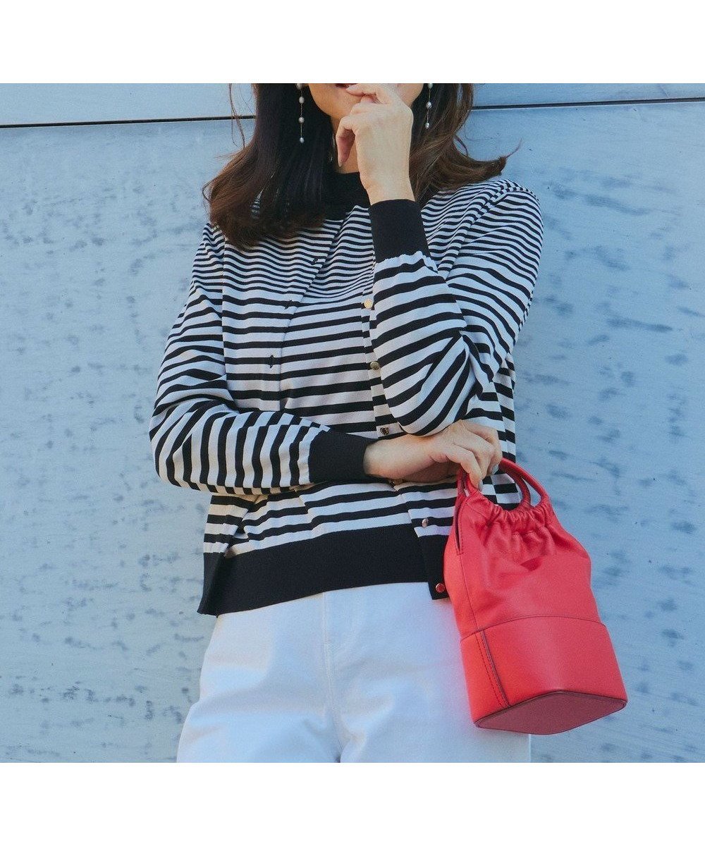 【23区/NIJYUSANKU】の【洗える】プレミアムビオコットン ボーダー カーディガン 人気、トレンドファッション・服の通販 founy(ファニー) ファッション Fashion レディースファッション Fashion for Women トップス・カットソー Cut & Sew Tops カーディガン・羽織り Layered Style Cardigans イタリア Italy エレガント 上品 Elegant オーガニック Organic Cotton 春 Spring 洗える Machine Washable カーディガン Cardigan, Knitwear クラシカル Classical, Vintage-Inspired シンプル Simple, Minimal ビッグ Big, Oversized ベーシック Basic, Essential ボーダー Border, Stripe 半袖 Short Sleeve, Half Sleeve S/S・春夏 SS, Spring/Summer, Warm Season 夏 Summer 2024年 2024 2024春夏・S/S Spring/Summer 2024 SS24 other-1|ID: prp329100004736030 ipo3291000000034211287