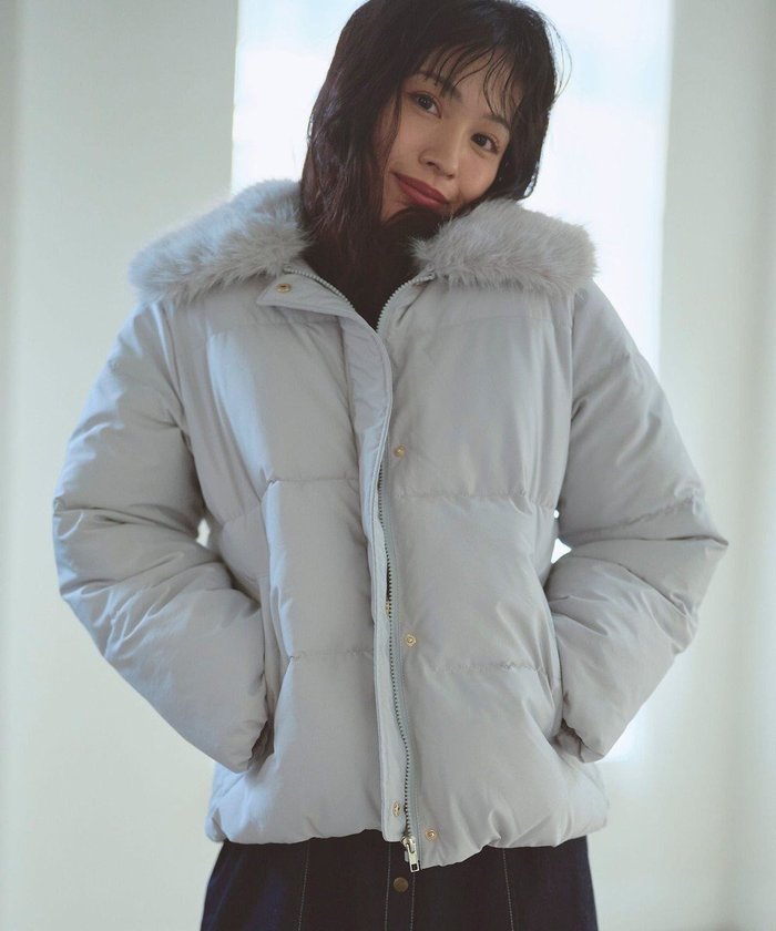 【フェルゥ/Feroux】のファーカラー付き・ダウン見え中綿 ジャケット インテリア・キッズ・メンズ・レディースファッション・服の通販 founy(ファニー) https://founy.com/ ファッション Fashion レディースファッション Fashion for Women アウター Coat / Outerwear Collection レディースジャケット・軽アウター Jackets おすすめ Recommended / Our Picks ジャケット Jacket, Outerwear ダウン Down, Puffer バランス Balance, Style Balance フェイク Faux, Fake フェミニン Feminine, Girly ベスト Vest, Waistcoat 冬 Winter / This Winter A/W・秋冬 Autumn/Winter 防寒 Cold Protection, Winter-Ready |ID: prp329100004736085 ipo3291000000034211837