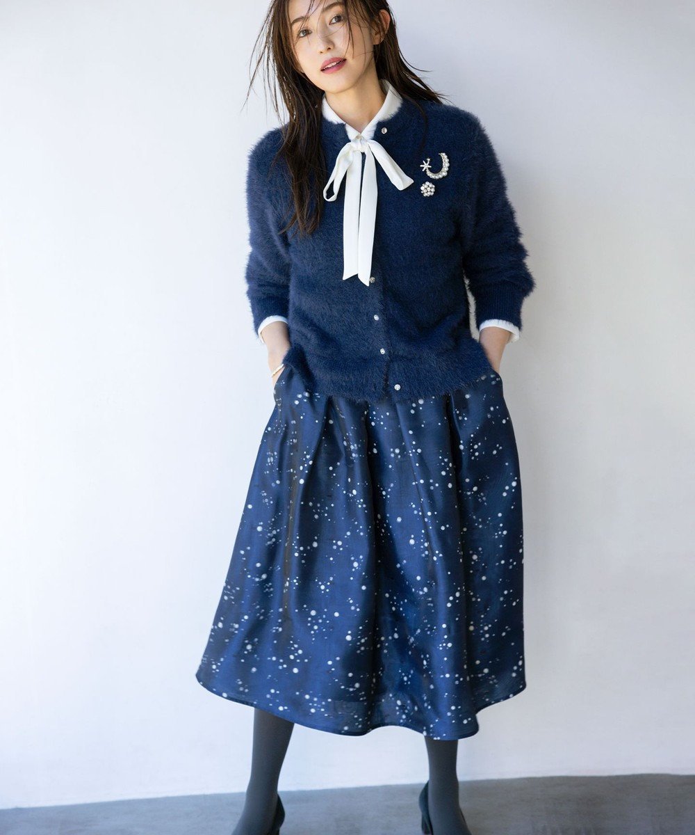 【組曲/KUMIKYOKU】のスターリットプリント タックフレアスカート 人気、トレンドファッション・服の通販 founy(ファニー) ファッション Fashion レディースファッション Fashion for Women スカート Skirts Aライン・フレアスカート A-Line & Flared Skirts タフタ Taffeta, Structured Fabric ドット Polka Dot, Dot Pattern パール Pearl, Pearl Accent フレア Flare, Flared プリント Print, Printed Pattern ポケット Pocket, Pocket Detail モチーフ Motif, Design Theme A/W・秋冬 Autumn/Winter other-1|ID: prp329100004737629 ipo3291000000034221460