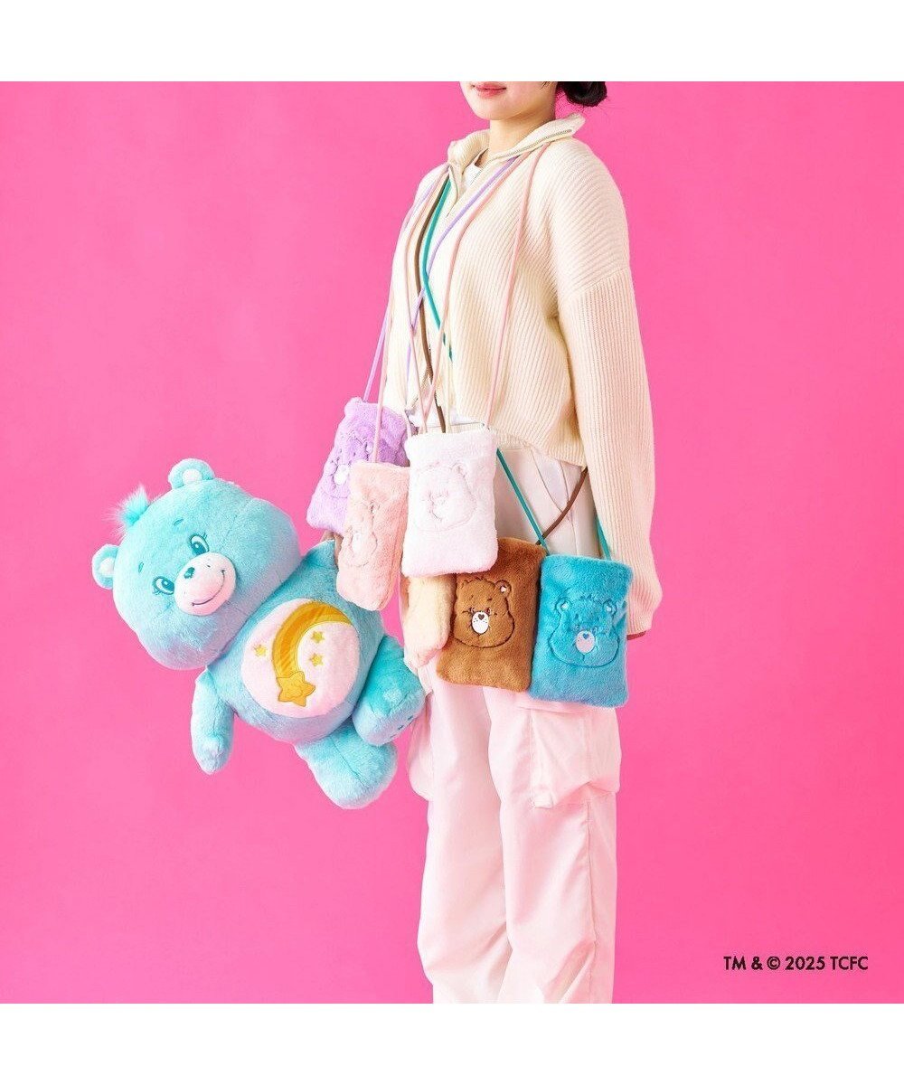 【ムーンバット/MOONBAT】のCare Bears(ケアベア) フェイクファーサコッシュ 手洗い可能 バッグ インテリア・キッズ・メンズ・レディースファッション・服の通販 founy(ファニー) 　ファッション　Fashion　レディースファッション　Fashion for Women　バッグ　Bags　カラフル　Colorful Design　キャップ　Cap, Baseball Cap　キャラクター　Character, Licensed Characters　傘　Umbrella, Parasol　スマート　Smart, Elegant　財布　Wallet, Purse　人気　Popular, Best Seller　マフラー　Scarf, Muffler　ワンポイント　One Point, Statement Accent　冬　Winter / This Winter　ペールピンク|ID: prp329100004737737 ipo3291000000035575140