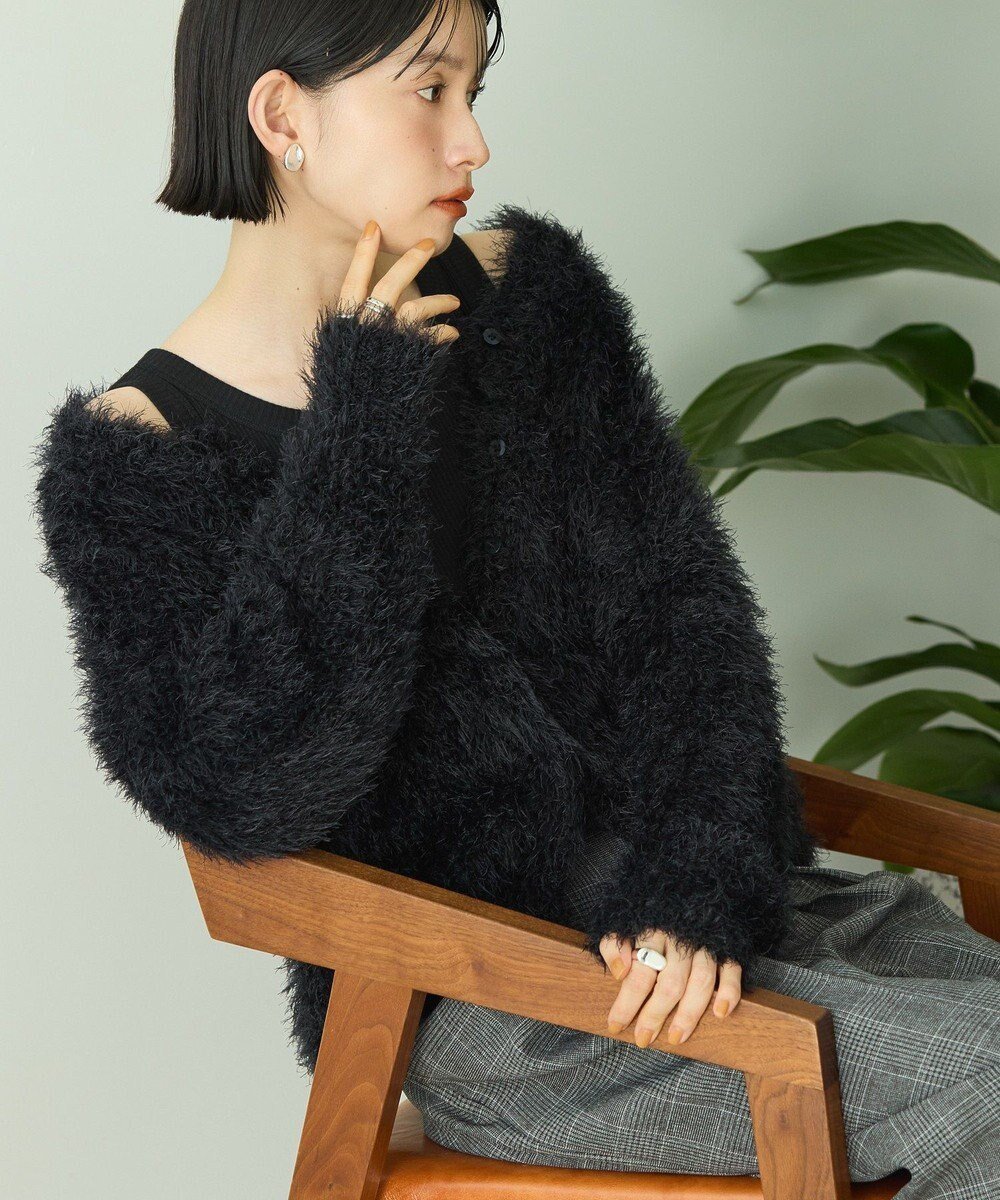 【アメリカンホリック/AMERICAN HOLIC】のシャギーニットクルーネックカーディガン 人気、トレンドファッション・服の通販 founy(ファニー) 　ファッション　Fashion　レディースファッション　Fashion for Women　トップス・カットソー　Cut & Sew Tops　ニット　Knit Tops & Sweaters　カーディガン・羽織り　Layered Style Cardigans　アメリカン　American Style　カーディガン　Cardigan, Knitwear　コンパクト　Compact, Small Size　スタイリッシュ　Stylish, Fashionable　デニム　Denim, Jeans Material　ポケット　Pocket, Pocket Detail　A/W・秋冬　Autumn/Winter　おすすめ　Recommended / Our Picks　 other-1|ID: prp329100004737754 ipo3291000000034222535