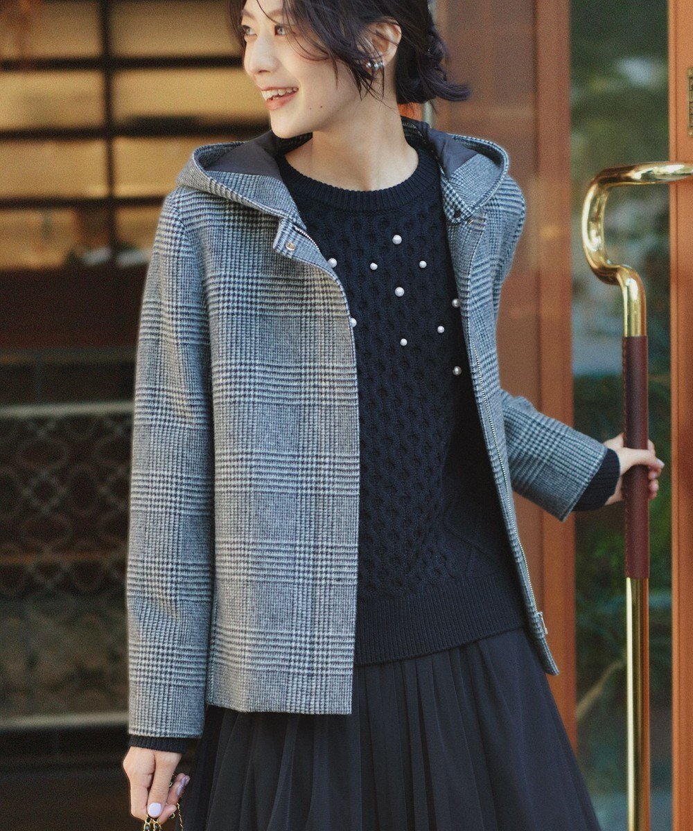 【組曲/KUMIKYOKU】の【飯豊まりえさん着用・Oggi12月号掲載】2WAYショートビーバー フーテッドコート インテリア・キッズ・メンズ・レディースファッション・服の通販 founy(ファニー) 雑誌掲載アイテム Magazine Picks & Fashion Features ファッション雑誌 Fashion Magazines オッジ Oggi ファッション Fashion レディースファッション Fashion for Women アウター Coat / Outerwear Collection コート・ロングコート・ピーコート Long Coats, Peacoats & More レディースジャケット・軽アウター Jackets 12月号 December Issue ショート Short, Short Length ジャケット Jacket, Outerwear 雑誌 Magazine, Fashion Magazine チェック Check, Plaid, Tartan フェミニン Feminine, Girly ボトム Bottoms, Lower Wear モノトーン Monotone, Black and White 無地 Plain, Solid Color A/W・秋冬 Autumn/Winter エレガント 上品 Elegant ブラック系3|ID: prp329100004739087 ipo3291000000034232360