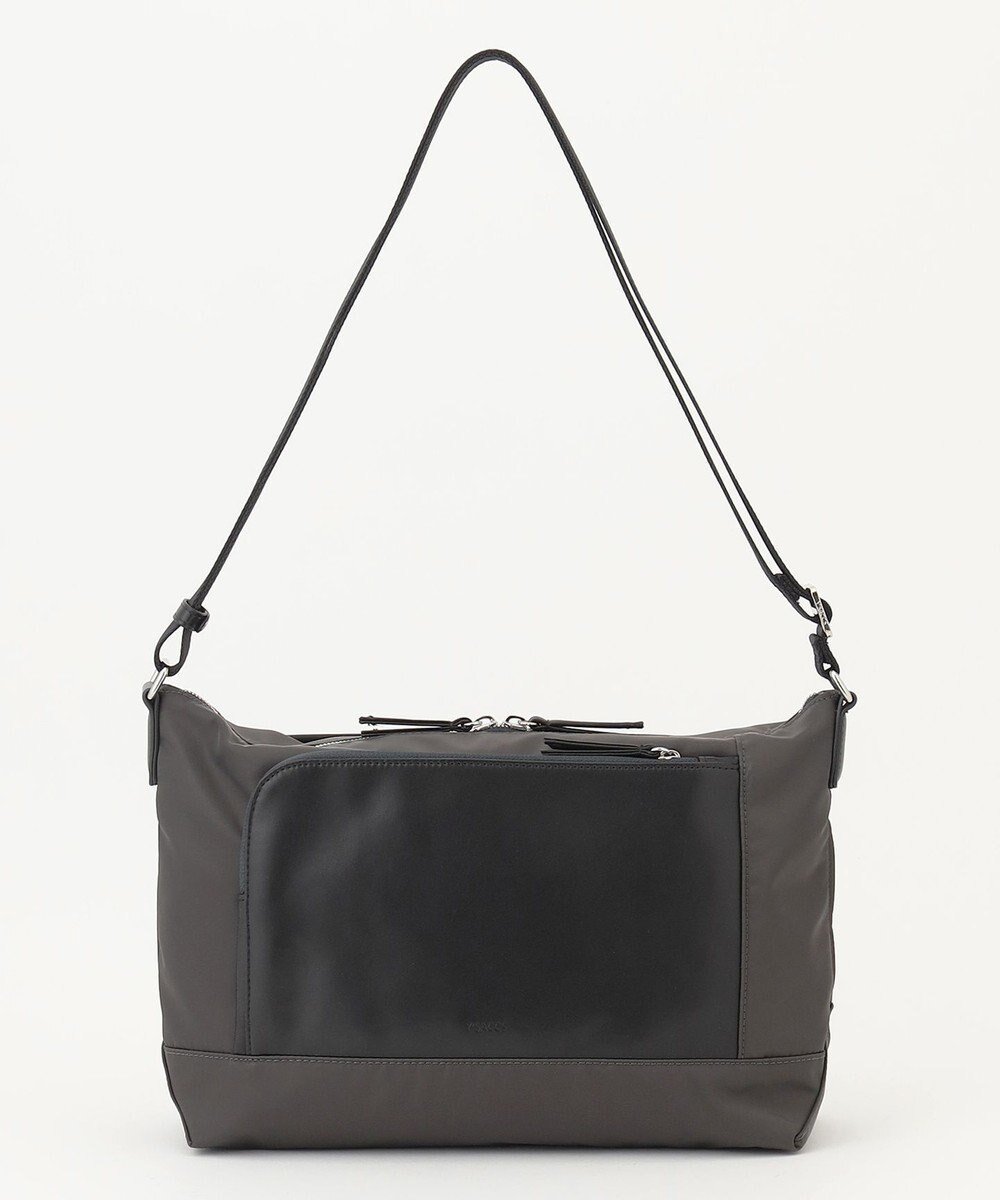 【イザック/Y'SACCS】のナイロン×リサイクルレザー コンビマルチショルダー インテリア・キッズ・メンズ・レディースファッション・服の通販 founy(ファニー) ファッション Fashion レディースファッション Fashion for Women スクエア Square, Square Shape スマート Smart, Elegant トラベル Travel, Travel Gear バランス Balance, Style Balance フロント Front, Front Design ポケット Pocket, Pocket Detail グレー|ID: prp329100004739171 ipo3291000000034233166