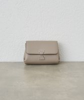【イアクッチ/IACUCCI】の【バイカラーが登場!】アバ ウォレット CERVO 人気、トレンドファッション・服の通販 founy(ファニー) ファッション Fashion レディースファッション Fashion for Women ミニ財布・二つ折り財布 Wallets & Card Cases アクセサリー Fashion Accessories イエロー Yellow ウォレット Wallet コイン Coin, Coin Design シルバー Silver, Metallic Silver 財布 Wallet, Purse 人気 Popular, Best Seller フォルム Silhouette, Form ポケット Pocket, Pocket Detail メタル Metal, Metal Parts リップ Lip, Lip Motif A/W・秋冬 Autumn/Winter 新作・新入荷 New Arrivals / New In おすすめ Recommended / Our Picks ギフト プレゼント Gift / Present 2025年 2025 2025-2026秋冬・A/W Autumn/Winter 2025–26 AW25–26 |ID:prp329100004739225