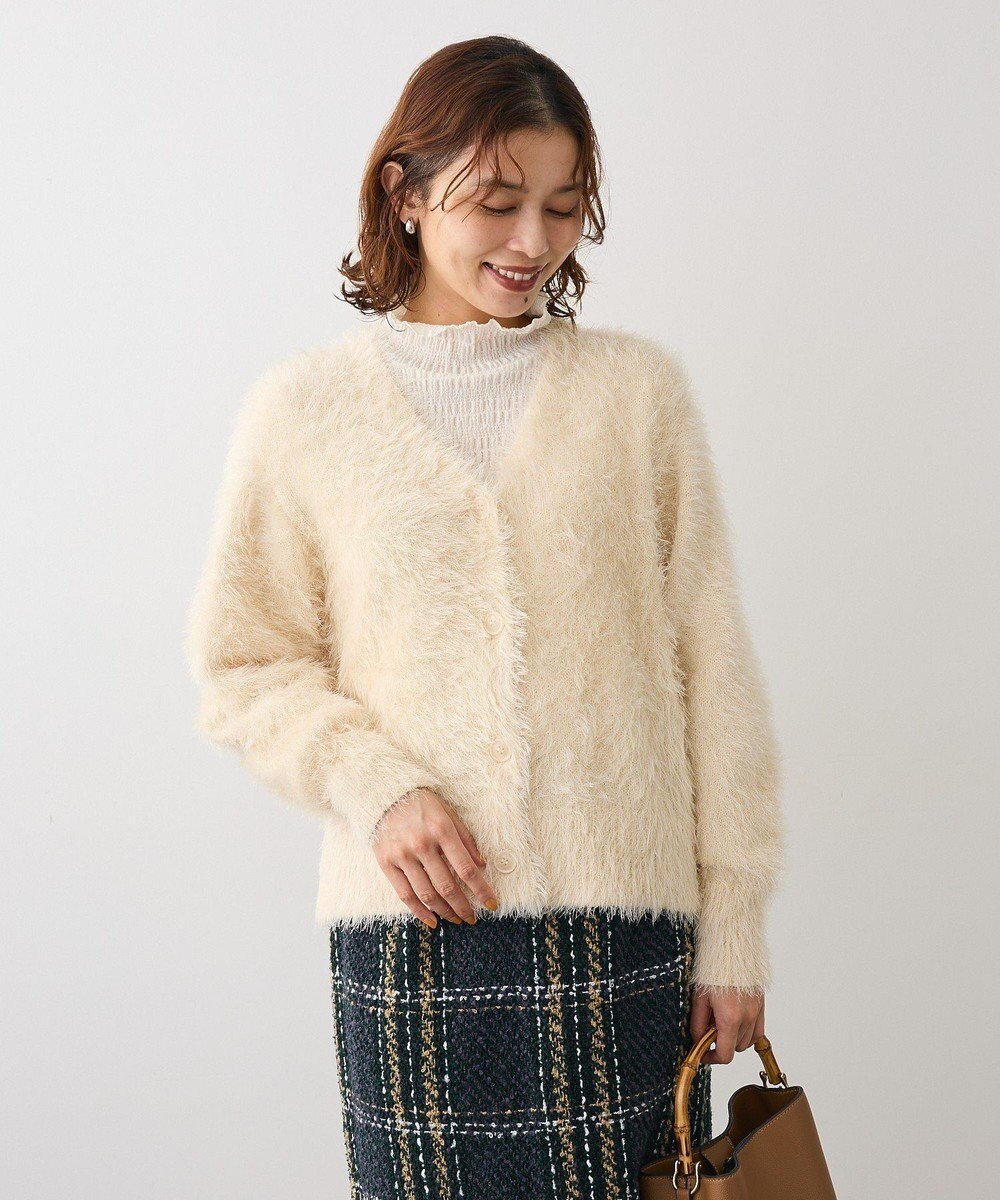 【グリーンパークス/Green Parks】のシャギーVネックカーディガン インテリア・キッズ・メンズ・レディースファッション・服の通販 founy(ファニー) ファッション Fashion レディースファッション Fashion for Women トップス・カットソー Cut & Sew Tops カーディガン・羽織り Layered Style Cardigans Vネックトップス V-Neck Tops / V-Cut Neckline Shirts おすすめ Recommended / Our Picks カーディガン Cardigan, Knitwear シンプル Simple, Minimal ボトム Bottoms, Lower Wear ポケット Pocket, Pocket Detail レギュラー Regular, Standard Fit 今季 This Season, Current Season A/W・秋冬 Autumn/Winter Ecru|ID: prp329100004739289 ipo3291000000034234356