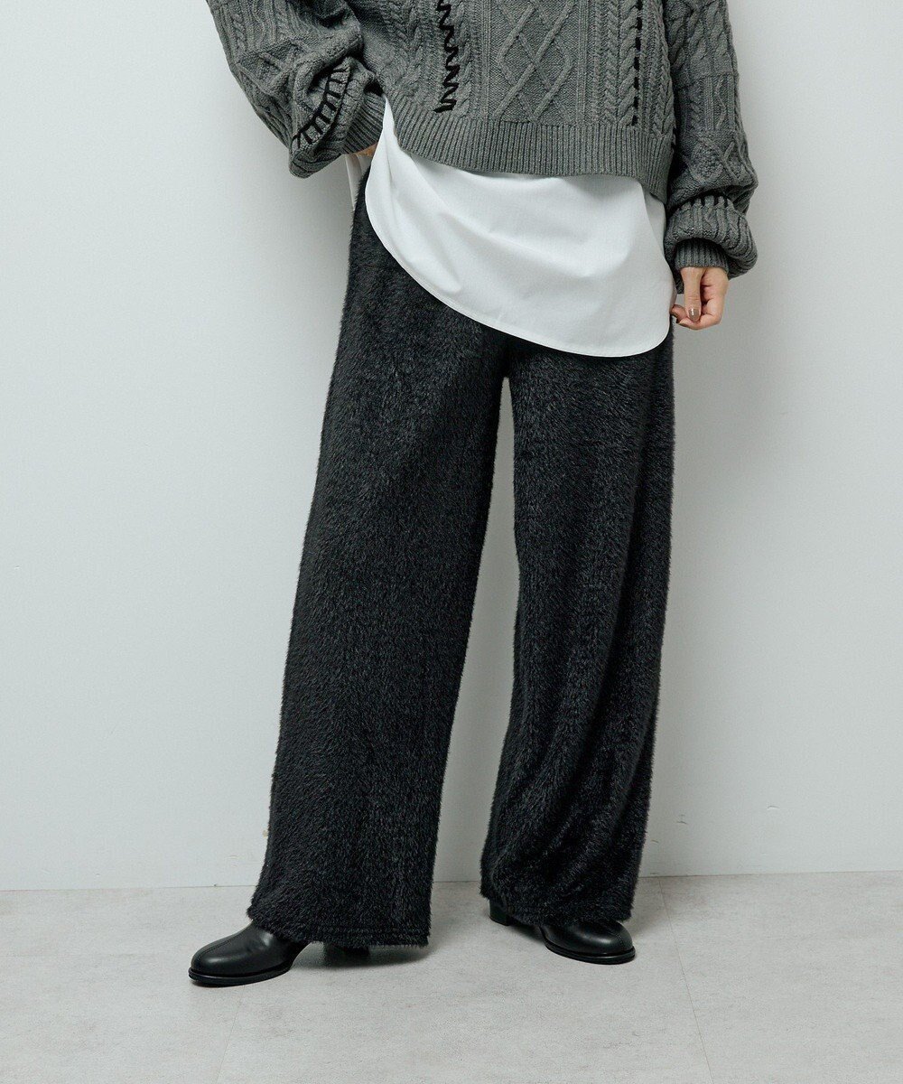 【グリーンパークス/Green Parks】のフェザーレースジャガードパンツ インテリア・キッズ・メンズ・レディースファッション・服の通販 founy(ファニー) ファッション Fashion レディースファッション Fashion for Women パンツ Pants & Trousers おすすめ Recommended / Our Picks フェザー Feather, Feather Detail ポケット Pocket, Pocket Detail レース Lace, Lace Fabric ワイド Wide, Wide Fit A/W・秋冬 Autumn/Winter Black|ID: prp329100004739307 ipo3291000000034325858