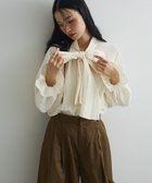 【グリーンパークス/Green Parks】のボウタイリボンブラウス 人気、トレンドファッション・服の通販 founy(ファニー) ファッション Fashion レディースファッション Fashion for Women トップス・カットソー Cut & Sew Tops シャツ・ブラウス・オフィスカジュアル Elegant Blouses & Button-Ups エレガント 上品 Elegant ギャザー Gathered, Ruffled シンプル Simple, Minimal スリーブ Sleeve, Long Sleeve / Short Sleeve フリル Frill, Ruffle フロント Front, Front Design ベスト Vest, Waistcoat ボトム Bottoms, Lower Wear ポケット Pocket, Pocket Detail リボン Ribbon, Bow A/W・秋冬 Autumn/Winter thumbnail Ivory|ID: prp329100004739342 ipo3291000000034234710