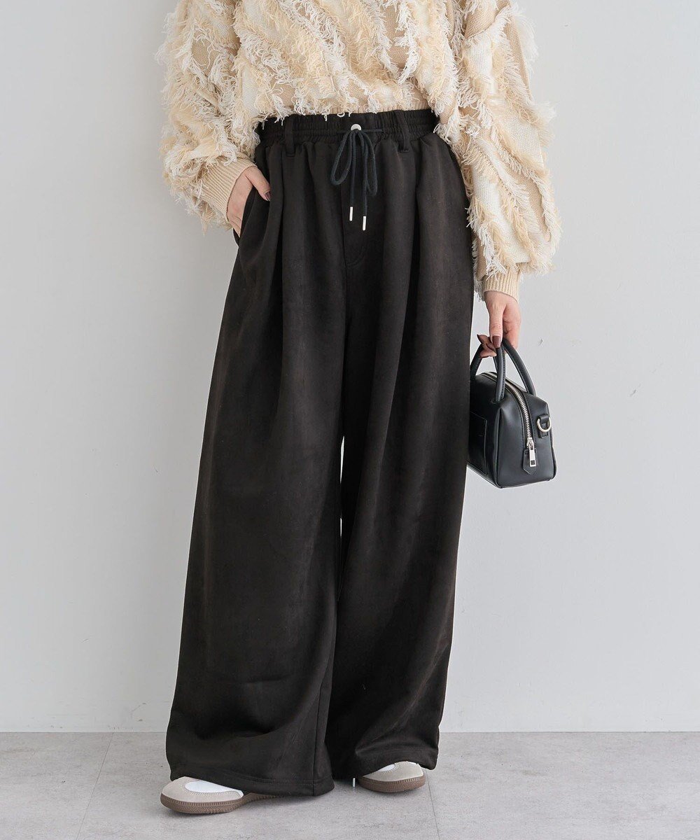 【グリーンパークス/Green Parks】の・SUGAR SPOON スエードポンチカーブパン インテリア・キッズ・メンズ・レディースファッション・服の通販 founy(ファニー) ファッション Fashion レディースファッション Fashion for Women パンツ Pants & Trousers おすすめ Recommended / Our Picks トレンド Trend, Trending Now ポケット Pocket, Pocket Detail ワイド Wide, Wide Fit A/W・秋冬 Autumn/Winter Black|ID: prp329100004739345 ipo3291000000034234750