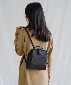 【アトリエヌウ/Atelier nuu】の【人気シリーズの新商品】parcel ダレスリュックS 人気、トレンドファッション・服の通販 founy(ファニー) ファッション Fashion レディースファッション Fashion for Women バッグ Bags コンビ Combo, Combination Style 傘 Umbrella, Parasol スマホ Smartphone, Mobile Device 財布 Wallet, Purse 人気 Popular, Best Seller ハンカチ Handkerchief, Hanky バランス Balance, Style Balance フォルム Silhouette, Form ポケット Pocket, Pocket Detail ポーチ Pouch, Small Case リップ Lip, Lip Motif リュック Backpack, Rucksack 新作・新入荷 New Arrivals / New In おすすめ Recommended / Our Picks iPhone アイフォーン iPhone ビジネス 仕事 通勤 Business / Work / Commuting |ID:prp329100004739373