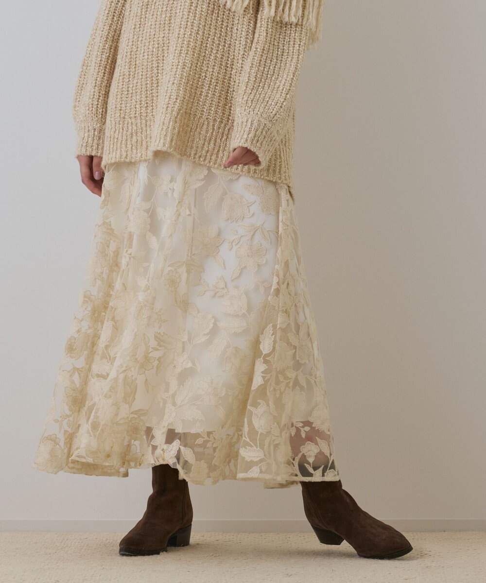 【グレース コンチネンタル/GRACE CONTINENTAL】のエンブロイダリーフレアスカート インテリア・キッズ・メンズ・レディースファッション・服の通販 founy(ファニー) ファッション Fashion レディースファッション Fashion for Women スカート Skirts Aライン・フレアスカート A-Line & Flared Skirts オリエンタル Oriental Pattern シアー Sheer, See-Through フレア Flare, Flared モチーフ Motif, Design Theme A/W・秋冬 Autumn/Winter キナリ|ID: prp329100004739374 ipo3291000000034234989