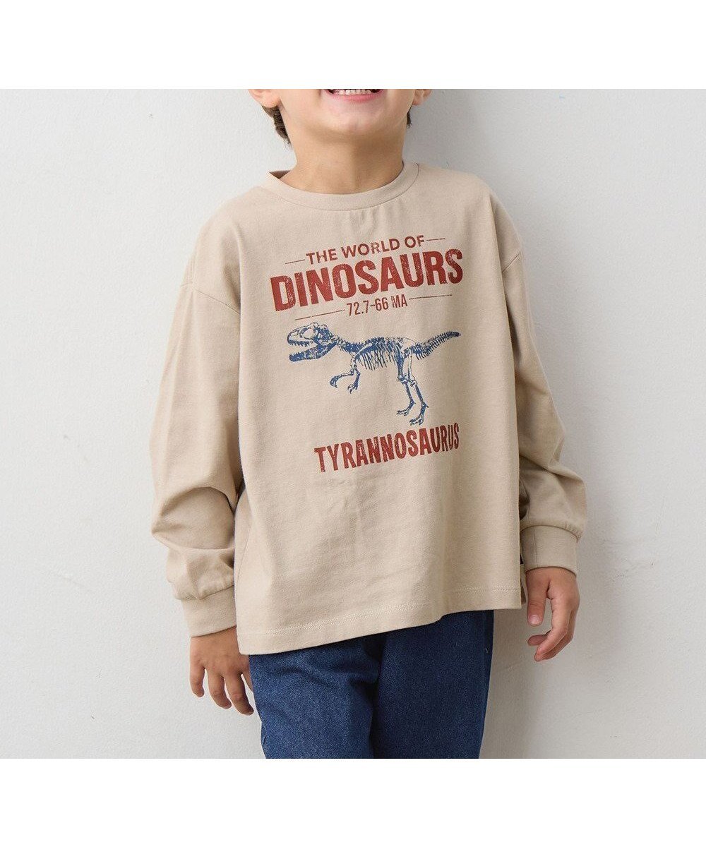 【エニィ/ANY / KIDS】の恐竜プリント 長袖Tシャツ インテリア・キッズ・メンズ・レディースファッション・服の通販 founy(ファニー) 　ファッション　Fashion　キッズファッション　Fashion for Kids　トップス・カットソー　Cut & Sew Tops　カットソー　Cut and Sewn Top　スマホ　Smartphone, Mobile Device　トレンド　Trend, Trending Now　長袖　Long Sleeve, Full Sleeve　フロント　Front, Front Design　プリント　Print, Printed Pattern　ポケット　Pocket, Pocket Detail　ロング　Long, Long-Length　A/W・秋冬　Autumn/Winter　冬　Winter / This Winter　おすすめ　Recommended / Our Picks　2025年　2025　2025-2026秋冬・A/W　Autumn/Winter 2025–26 AW25–26　ベージュ|ID: prp329100004740088 ipo3291000000034241966