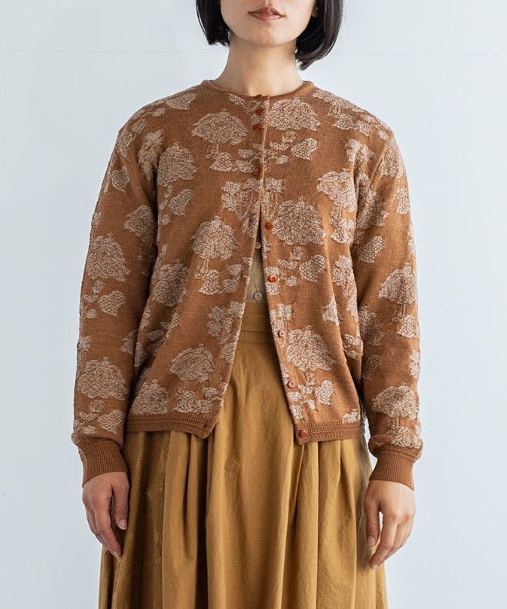 【ムーク/muuc】の〈高品質スーパー120S極細ウールニット〉フラワージャカードのミドルゲージカーディガン 人気、トレンドファッション・服の通販 founy(ファニー) ファッション Fashion レディースファッション Fashion for Women トップス・カットソー Cut & Sew Tops ニット Knit Tops & Sweaters カーディガン・羽織り Layered Style Cardigans カーディガン Cardigan, Knitwear キャンバス Canvas, Canvas Fabric ジャカード/ジャガード Jacquard, Woven Pattern 定番 Standard, Basic Item 手編み Hand-Knitted, Handmade Knit 人気 Popular, Best Seller パターン Pattern, Design Print フラワー Flower, Floral プリント Print, Printed Pattern A/W・秋冬 Autumn/Winter 再入荷 Restock / Back in Stock other-1|ID: prp329100004741631 ipo3291000000034261368