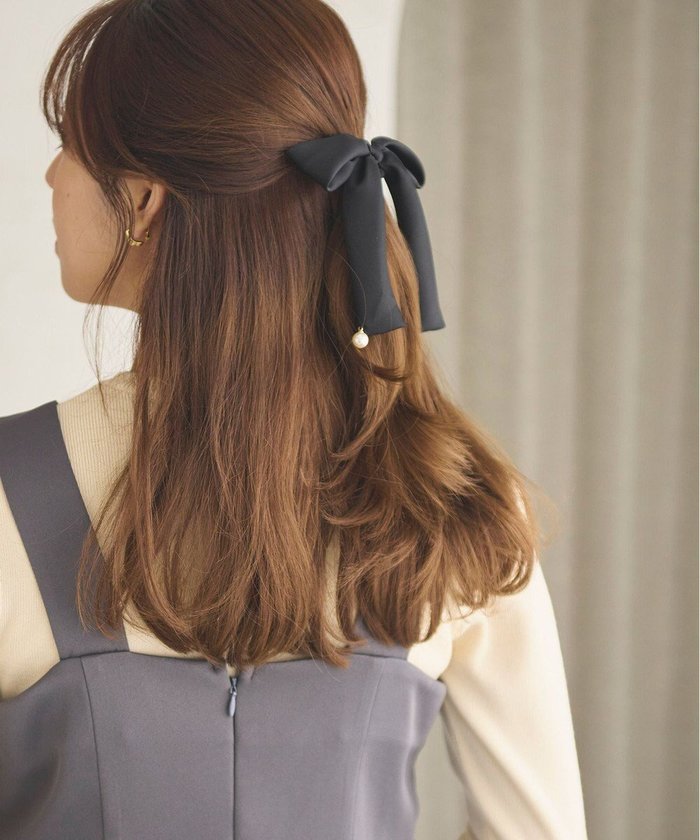 【フェルゥ/Feroux】のパールリボン シュシュ インテリア・キッズ・メンズ・レディースファッション・服の通販 founy(ファニー) https://founy.com/ ファッション Fashion レディースファッション Fashion for Women シュシュ&ヘアアクセ/ヘアアレンジ Scrunchies & Hair Accessories おすすめ Recommended / Our Picks アクセサリー Fashion Accessories クリスマス X'mas Christmas / X'mas ハーフ Half, Half-Length パール Pearl, Pearl Accent リボン Ribbon, Bow エレガント 上品 Elegant 入学式 Entrance Ceremony |ID: prp329100004742447 ipo3291000000034269695