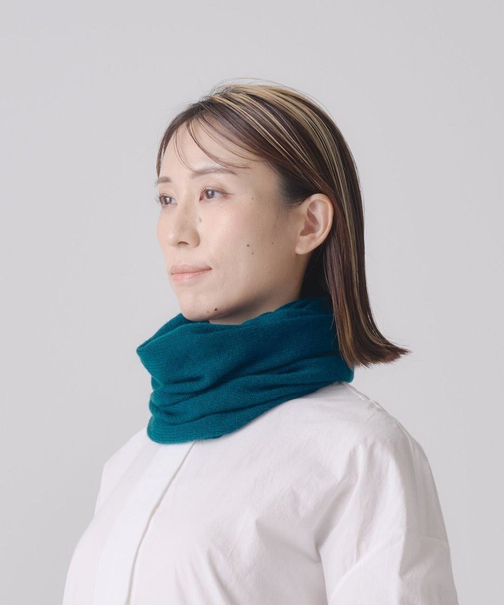 【アンドウール/AND WOOL】のホワイトカシミヤ100%のスヌード インテリア・キッズ・メンズ・レディースファッション・服の通販 founy(ファニー) 　ファッション　Fashion　レディースファッション　Fashion for Women　マフラー・スヌード / 冬小物の定番　Scarves & Mufflers　キャンバス　Canvas, Canvas Fabric　スヌード　Snood, Infinity Scarf　手編み　Hand-Knitted, Handmade Knit　ベーシック　Basic, Essential　マフラー　Scarf, Muffler　A/W・秋冬　Autumn/Winter　ギフト プレゼント　Gift / Present　ブルーグリーン|ID: prp329100004742456 ipo3291000000034269828