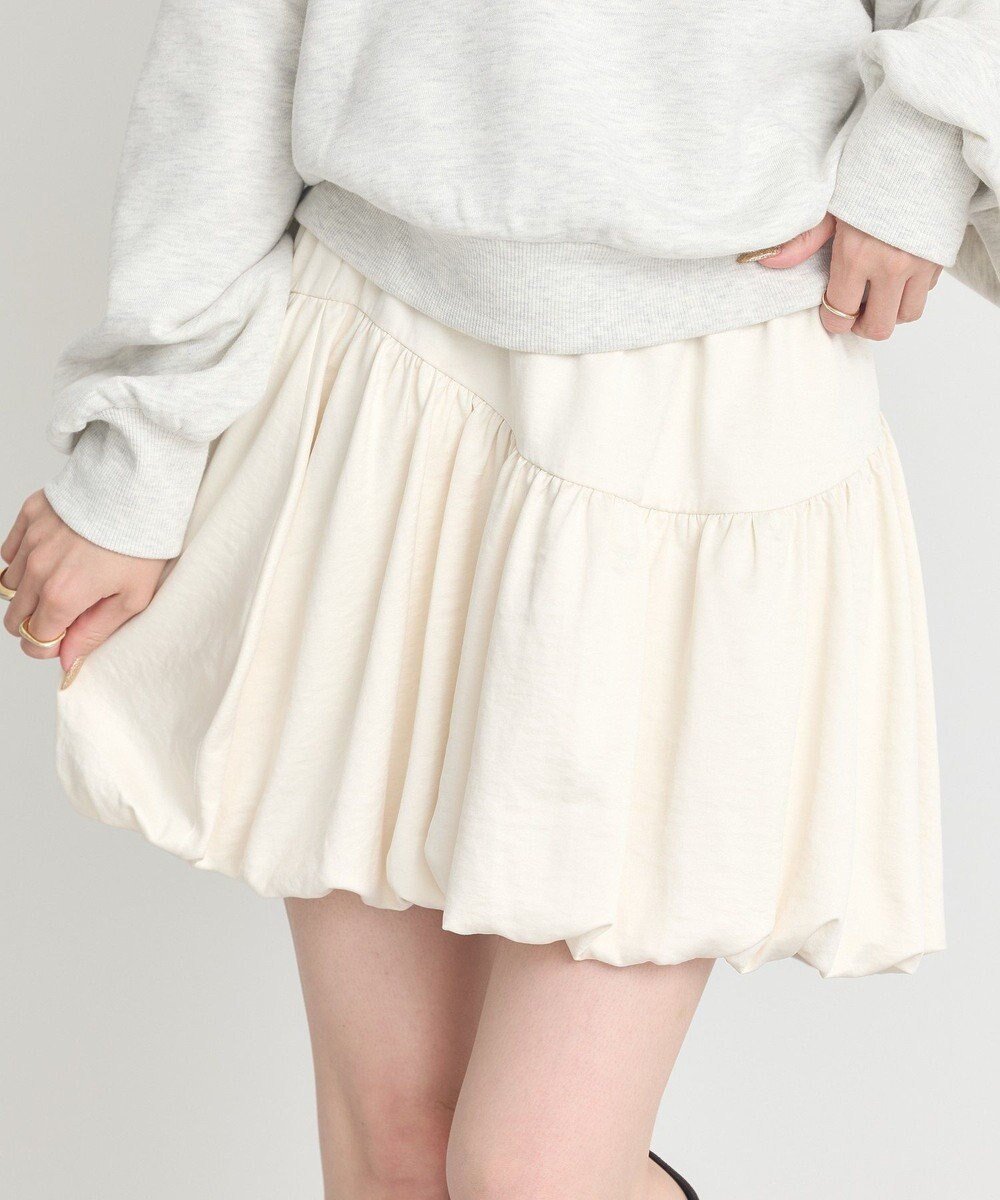 【アースミュージックアンドエコロジー/earth music&ecology】のラウンド切り替えバルーンミニスカート インテリア・キッズ・メンズ・レディースファッション・服の通販 founy(ファニー) ファッション Fashion レディースファッション Fashion for Women スカート Skirts ミニスカート Mini Skirts おすすめ Recommended / Our Picks ギャザー Gathered, Ruffled コンパクト Compact, Small Size サテン Satin, Glossy Fabric トレンド Trend, Trending Now バルーン Balloon, Balloon Silhouette フォルム Silhouette, Form ヘムライン Hemline, Bottom Cut ポケット Pocket, Pocket Detail ミニスカート Mini Skirt, Short Skirt ラウンド Round, Round Neck 人気 Popular, Best Seller 今季 This Season, Current Season A/W・秋冬 Autumn/Winter Ivory|ID: prp329100004742497 ipo3291000000034270374