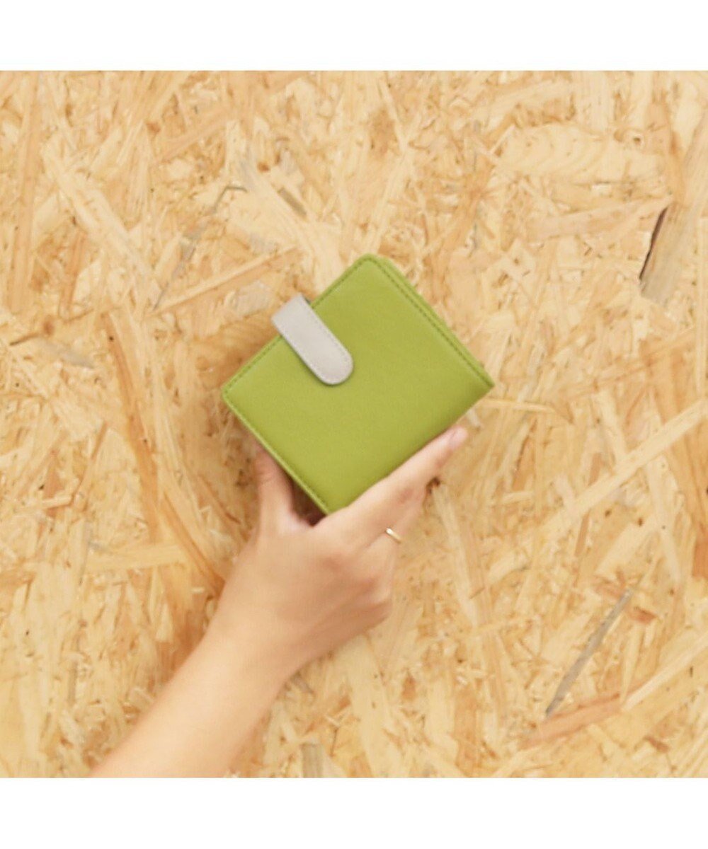 【アンビリオン/UNBILLION】のアトランタ ATLANTA / 牛革二つ折りカラーコンビウォレット インテリア・キッズ・メンズ・レディースファッション・服の通販 founy(ファニー) ファッション Fashion レディースファッション Fashion for Women ミニ財布・二つ折り財布 Wallets & Card Cases コンビ Combo, Combination Style シンプル Simple, Minimal ポケット Pocket, Pocket Detail 財布 Wallet, Purse グリーン|ID: prp329100004742511 ipo3291000000034270435