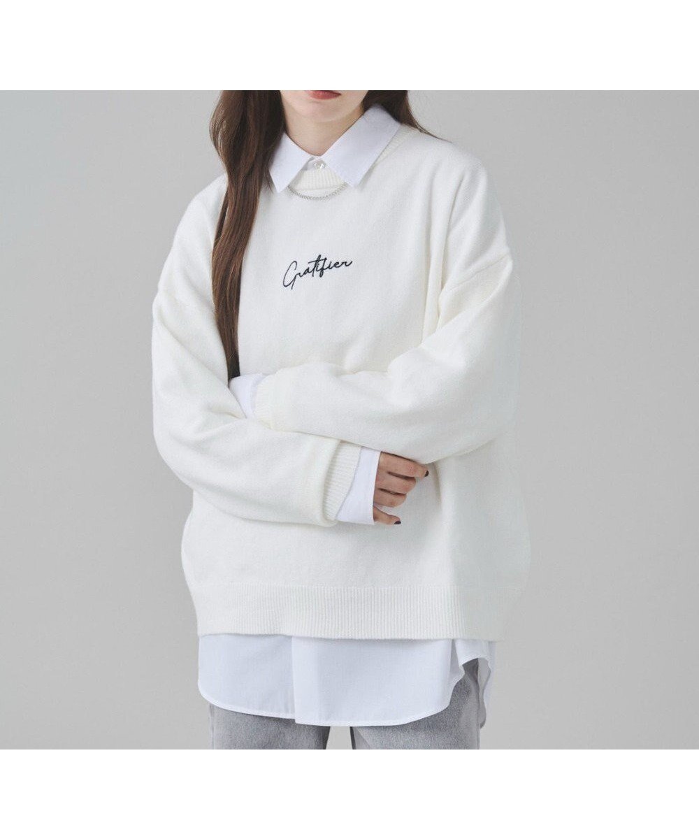 【ウィゴー/WEGO】の【ユニセックス着用ITEM/SMLサイズ展開】アクセ付きワンポイントニットプルオーバー インテリア・キッズ・メンズ・レディースファッション・服の通販 founy(ファニー) 　ファッション　Fashion　レディースファッション　Fashion for Women　トップス・カットソー　Cut & Sew Tops　ニット　Knit Tops & Sweaters　カジュアルプルオーバー・ニットトップス　Pullovers & Knit Tops / Casual Pullovers　春　Spring　秋　Autumn　シンプル　Simple, Minimal　スニーカー　Sneakers, Trainers　スマホ　Smartphone, Mobile Device　スラックス　Slacks, Dress Pants　セーター　Sweater, Knitwear　ダウン　Down, Puffer　デニム　Denim, Jeans Material　トレンド　Trend, Trending Now　フィット　Fit, Slim Fit　フレア　Flare, Flared　ベーシック　Basic, Essential　羽織　Haori, Light Jacket　リラックス　Relax, Relaxed Fit　ルーズ　Loose, Oversized　冬　Winter / This Winter　A/W・秋冬　Autumn/Winter　プチプライス・低価格　Affordable / Budget Price　エレガント 上品　Elegant　オフホワイト|ID: prp329100004742797 ipo3291000000035566482