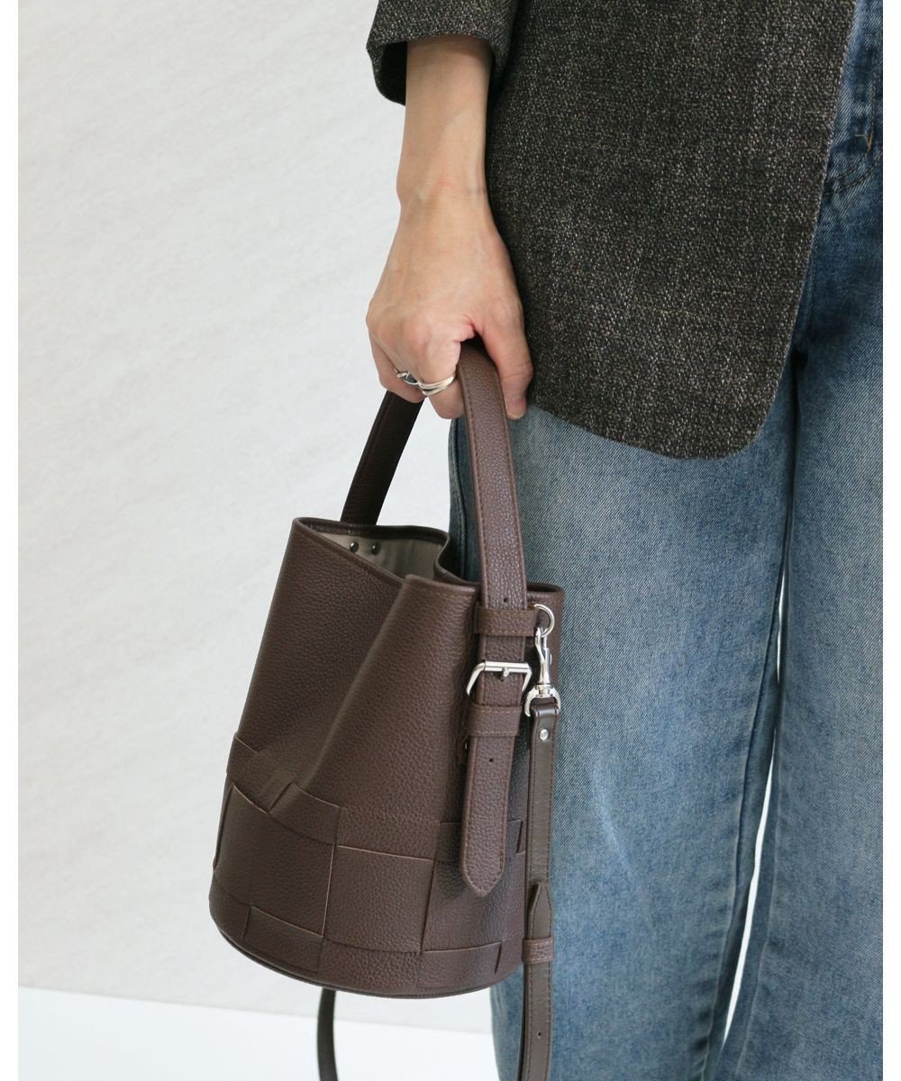 【モローバイサンク/MORROW by thank】のHAZEL NL ハンドバッグ インテリア・キッズ・メンズ・レディースファッション・服の通販 founy(ファニー) 　ファッション　Fashion　レディースファッション　Fashion for Women　バッグ　Bags　ショルダー　Shoulder, Shoulder Strap　シンプル　Simple, Minimal　スタイリッシュ　Stylish, Fashionable　財布　Wallet, Purse　バケツ　Bucket, Bucket Style　ベーシック　Basic, Essential　ポケット　Pocket, Pocket Detail　日本製　Made In Japan　ディープブラウン|ID: prp329100004743134 ipo3291000000034275277