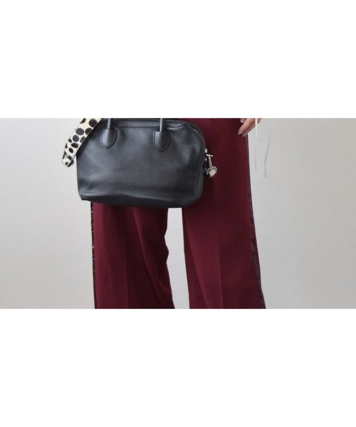 【インター ショシュール/INTER-CHAUSSURES】の【RIPANI】シュリンクレザースモールハンドバッグ インテリア・キッズ・メンズ・レディースファッション・服の通販 founy(ファニー) https://founy.com/ ファッション Fashion レディースファッション Fashion for Women バッグ Bags イタリア Italy コレクション Collection, Seasonal Line シンプル Simple, Minimal |ID: prp329100004743843 ipo3291000000034282584