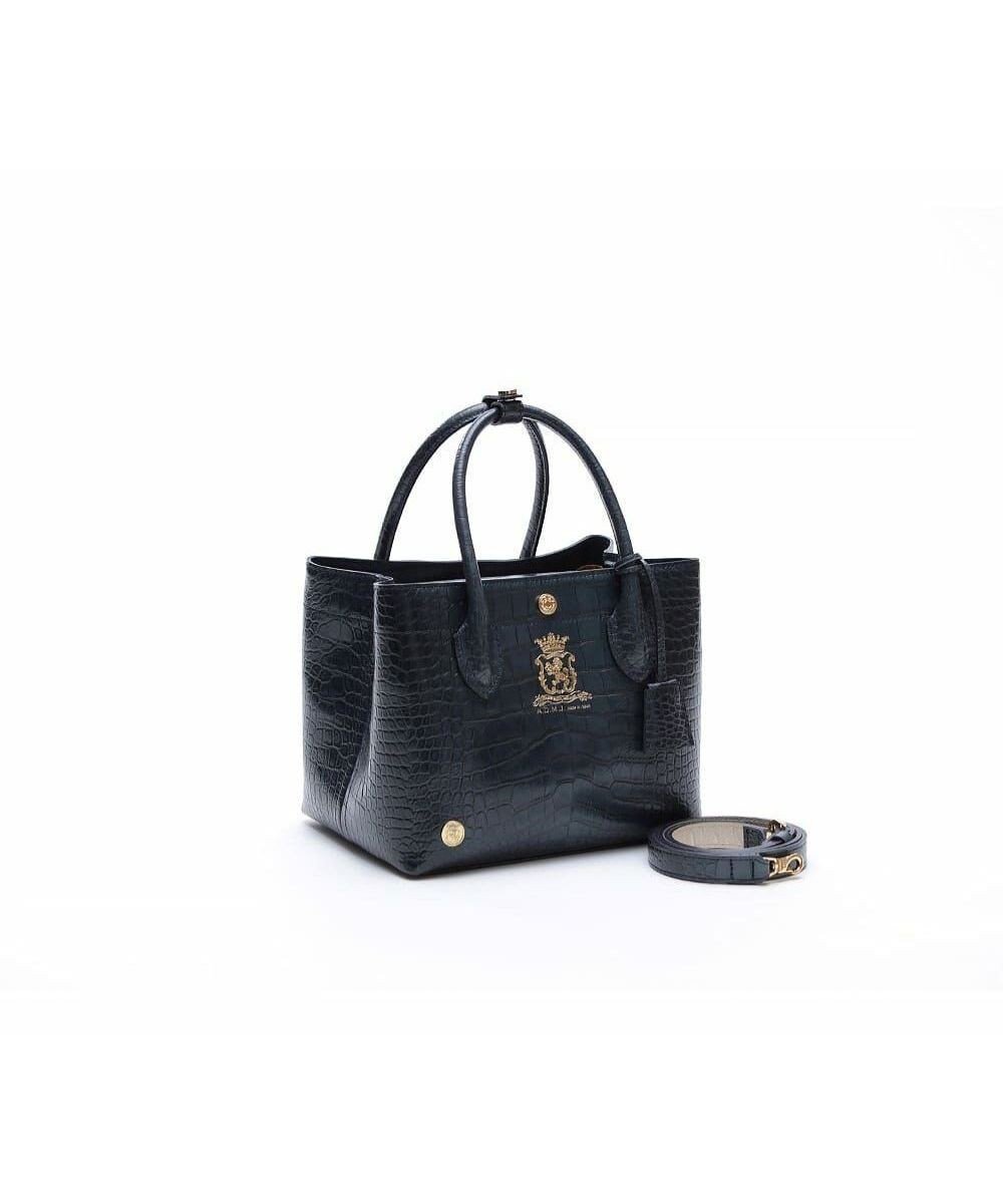 【アクセソワドゥマドモワゼルジャップ/A.D.M.J】の【牛革】クロコ型押しキューブトート21cm(ショルダーストラップ付) インテリア・キッズ・メンズ・レディースファッション・服の通販 founy(ファニー) 　ファッション　Fashion　レディースファッション　Fashion for Women　バッグ　Bags　クロコ　Crocodile, Croc Embossed　人気　Popular, Best Seller　フォルム　Silhouette, Form　ポケット　Pocket, Pocket Detail　マグネット　Magnet, Magnetic Closure　モチーフ　Motif, Design Theme　ラップ　Wrap, Wrap Design　マリーン|ID: prp329100004743894 ipo3291000000034378224